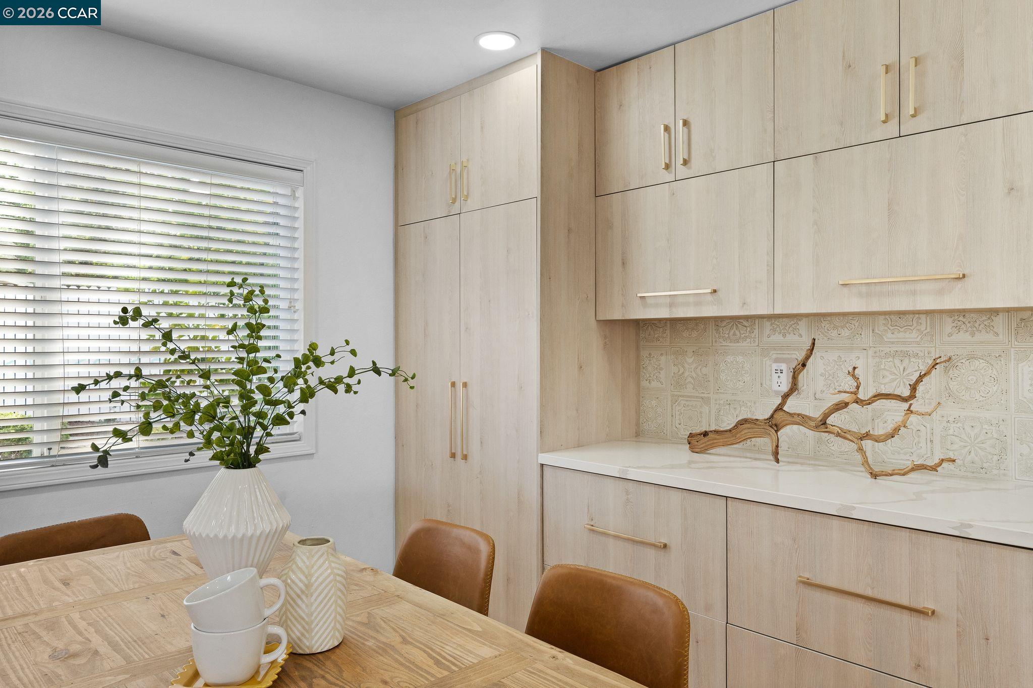 Detail Gallery Image 15 of 42 For 1661 Marta Dr, Pleasant Hill,  CA 94523 - 3 Beds | 2 Baths