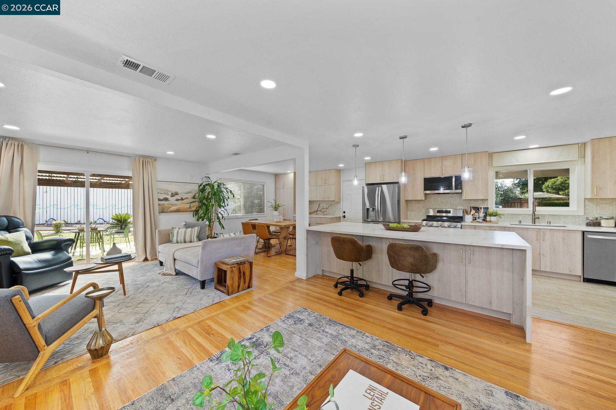 Detail Gallery Image 18 of 42 For 1661 Marta Dr, Pleasant Hill,  CA 94523 - 3 Beds | 2 Baths