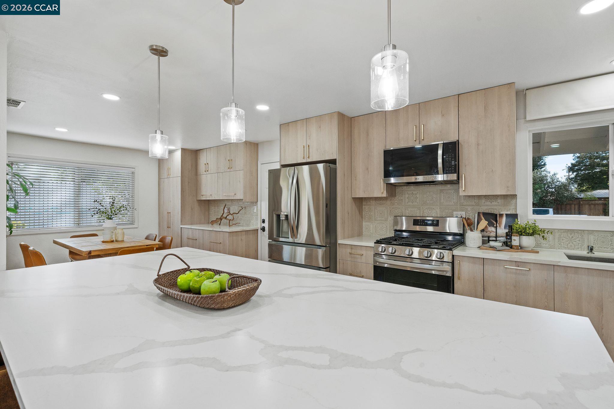 Detail Gallery Image 20 of 42 For 1661 Marta Dr, Pleasant Hill,  CA 94523 - 3 Beds | 2 Baths