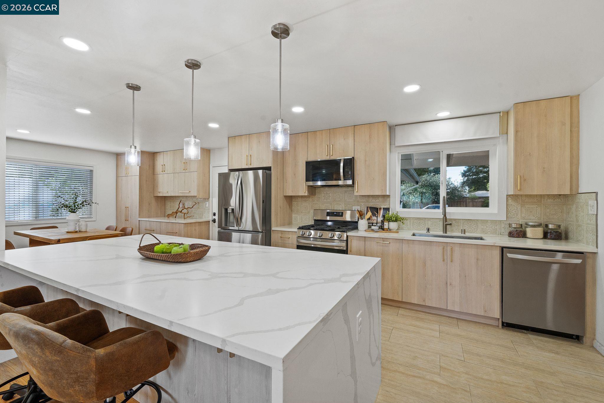 Detail Gallery Image 21 of 42 For 1661 Marta Dr, Pleasant Hill,  CA 94523 - 3 Beds | 2 Baths