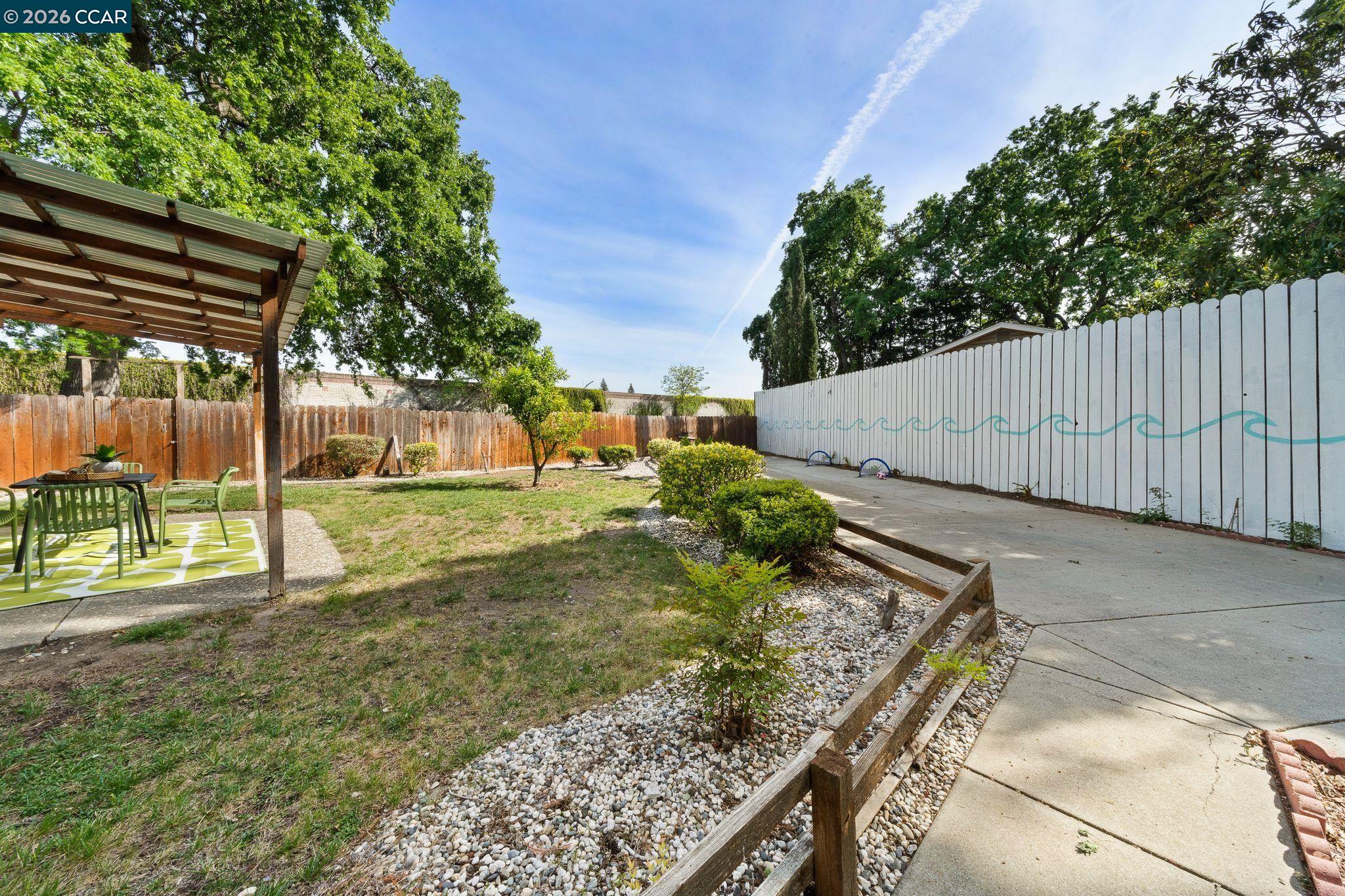 Detail Gallery Image 36 of 42 For 1661 Marta Dr, Pleasant Hill,  CA 94523 - 3 Beds | 2 Baths