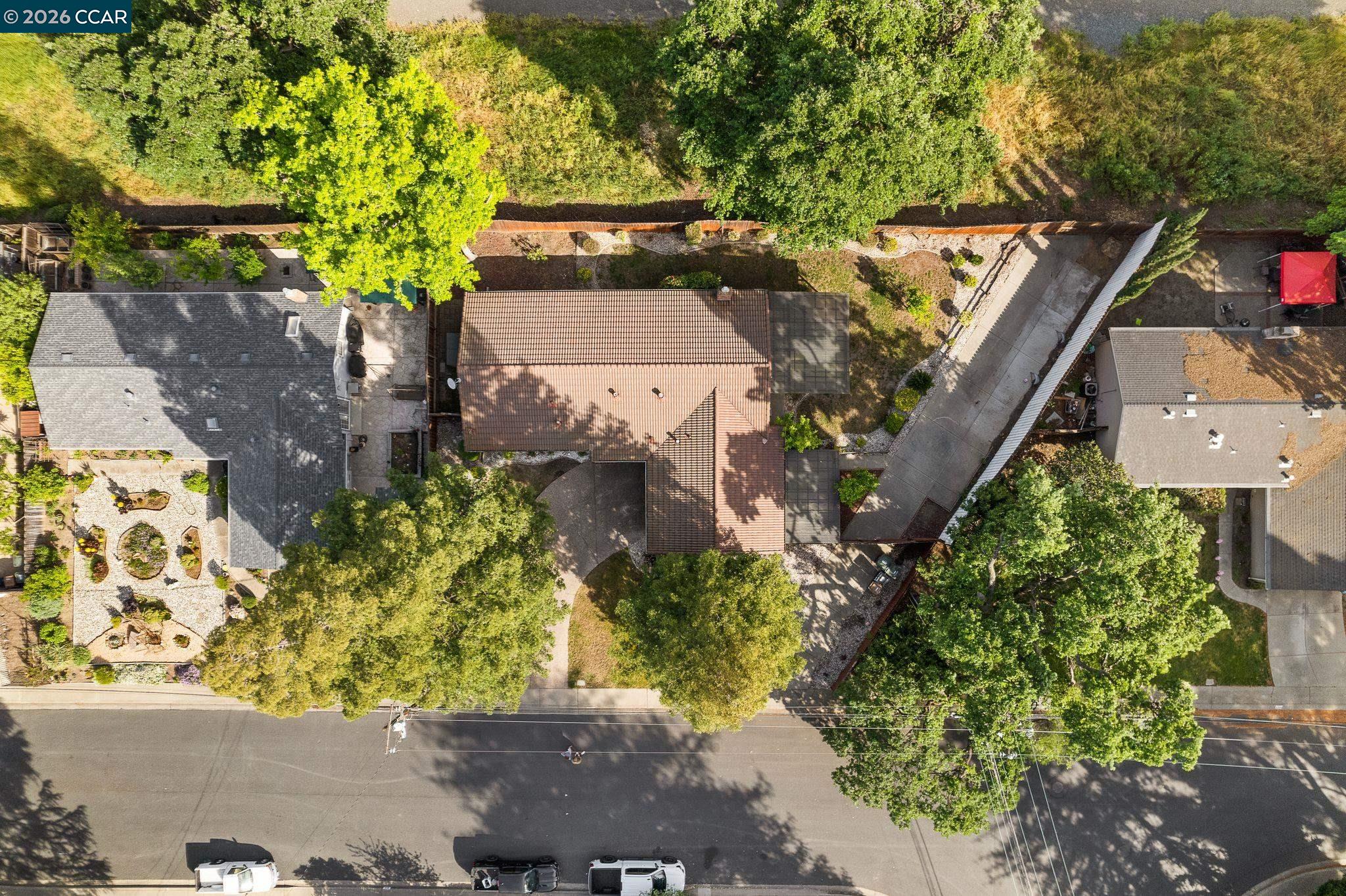 Detail Gallery Image 39 of 42 For 1661 Marta Dr, Pleasant Hill,  CA 94523 - 3 Beds | 2 Baths