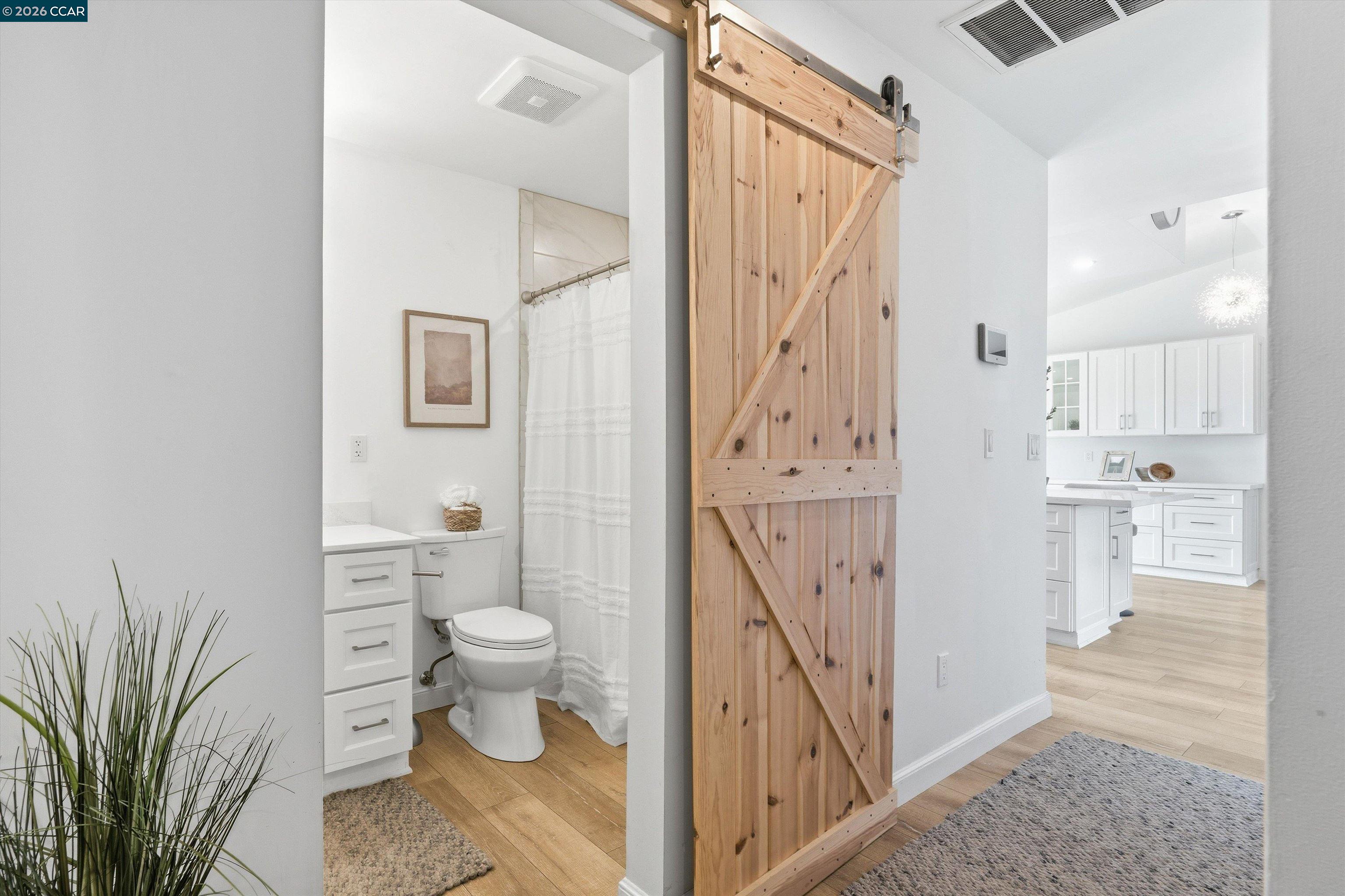 Detail Gallery Image 26 of 54 For 4101 S Royal Links Cir, Antioch,  CA 94509 - 3 Beds | 2 Baths