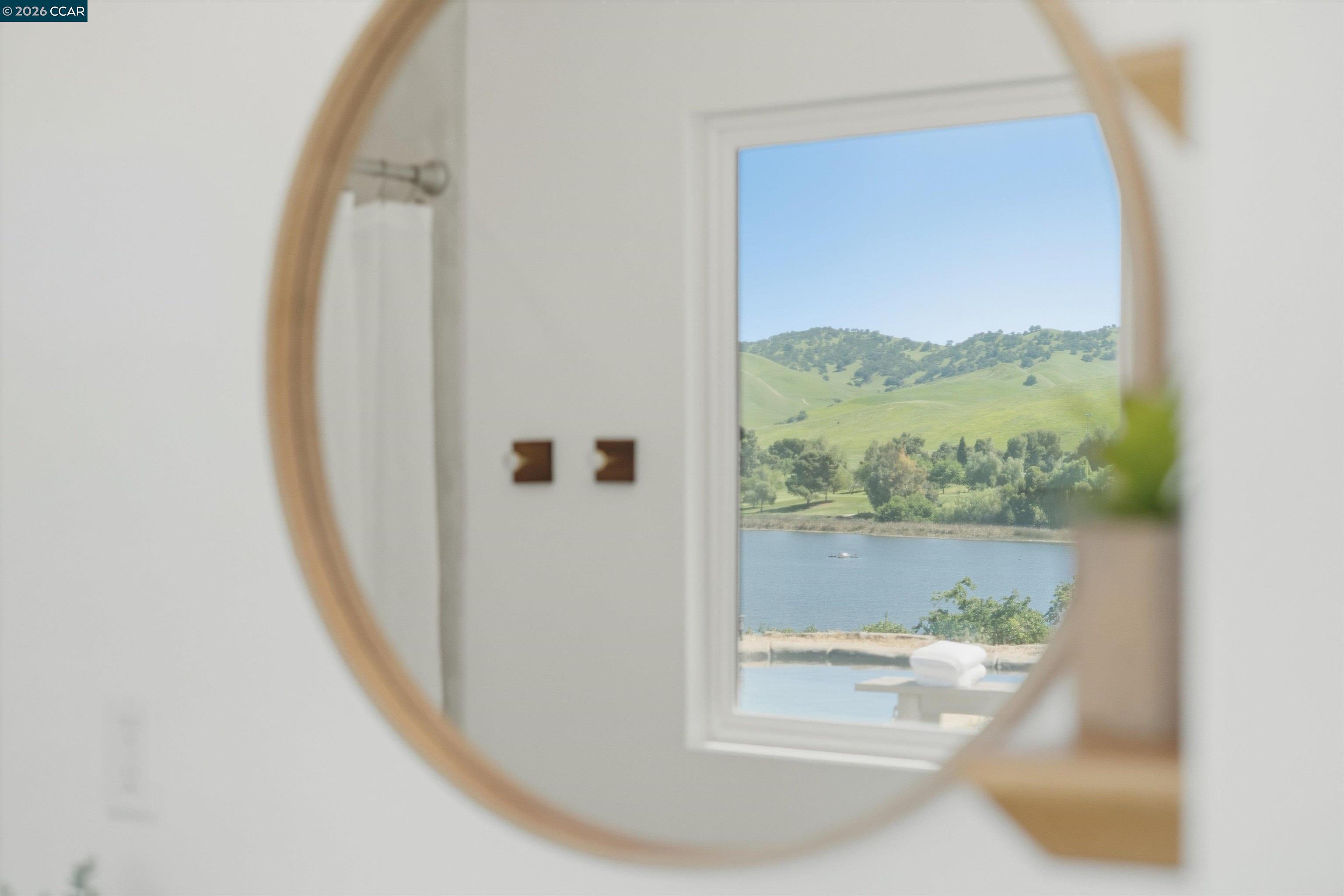 Detail Gallery Image 32 of 54 For 4101 S Royal Links Cir, Antioch,  CA 94509 - 3 Beds | 2 Baths