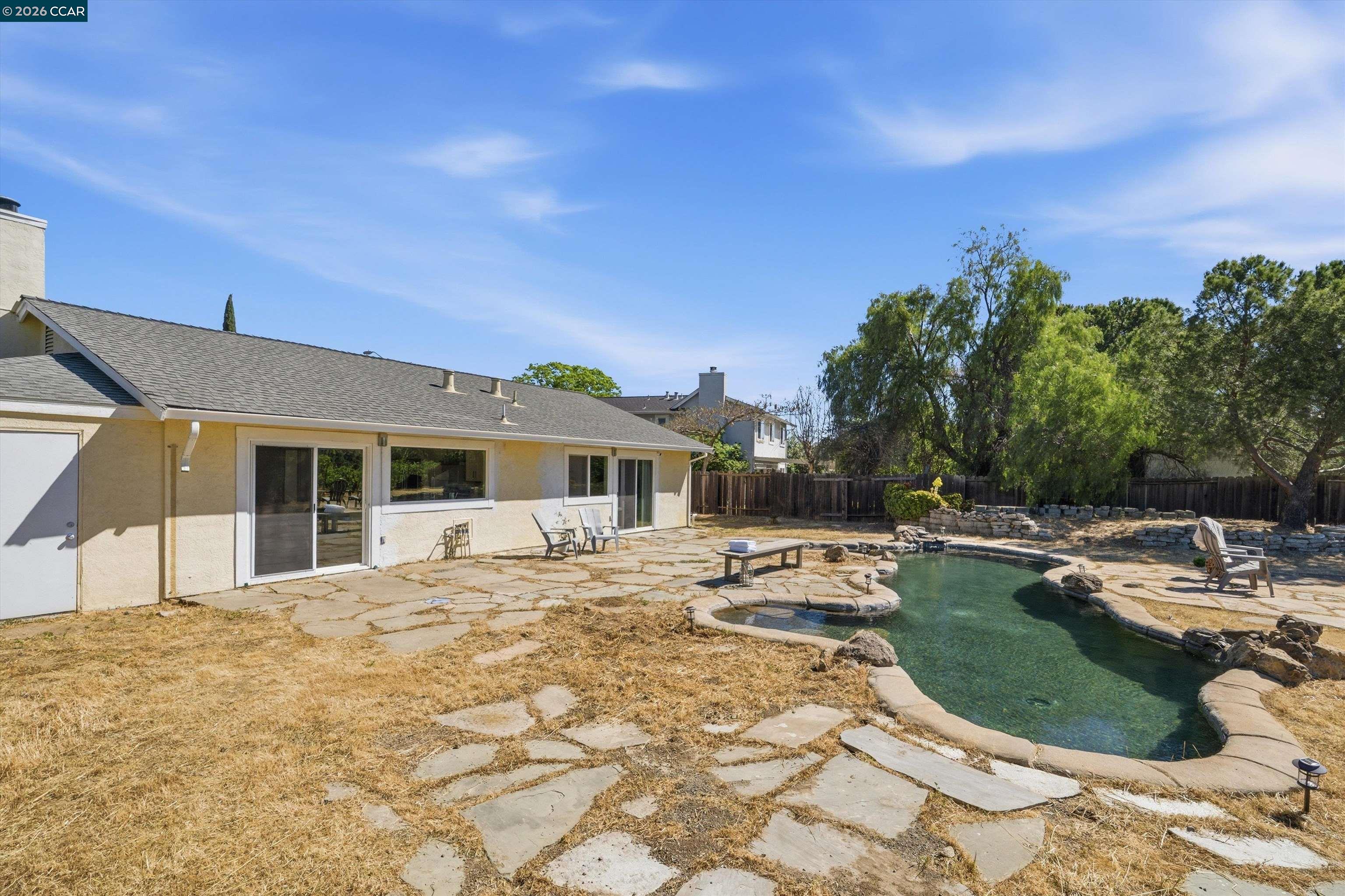 Detail Gallery Image 37 of 54 For 4101 S Royal Links Cir, Antioch,  CA 94509 - 3 Beds | 2 Baths