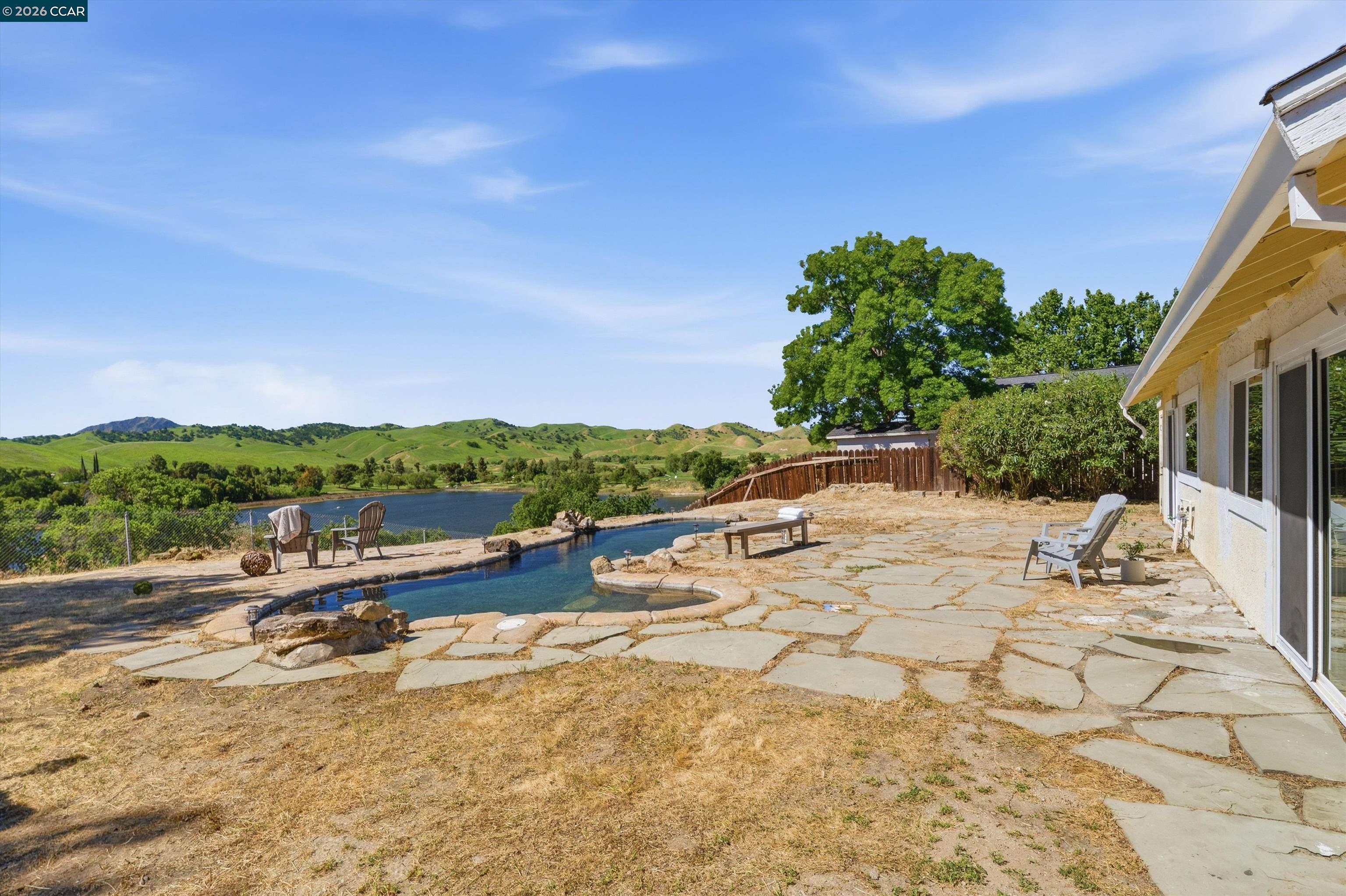 Detail Gallery Image 38 of 54 For 4101 S Royal Links Cir, Antioch,  CA 94509 - 3 Beds | 2 Baths