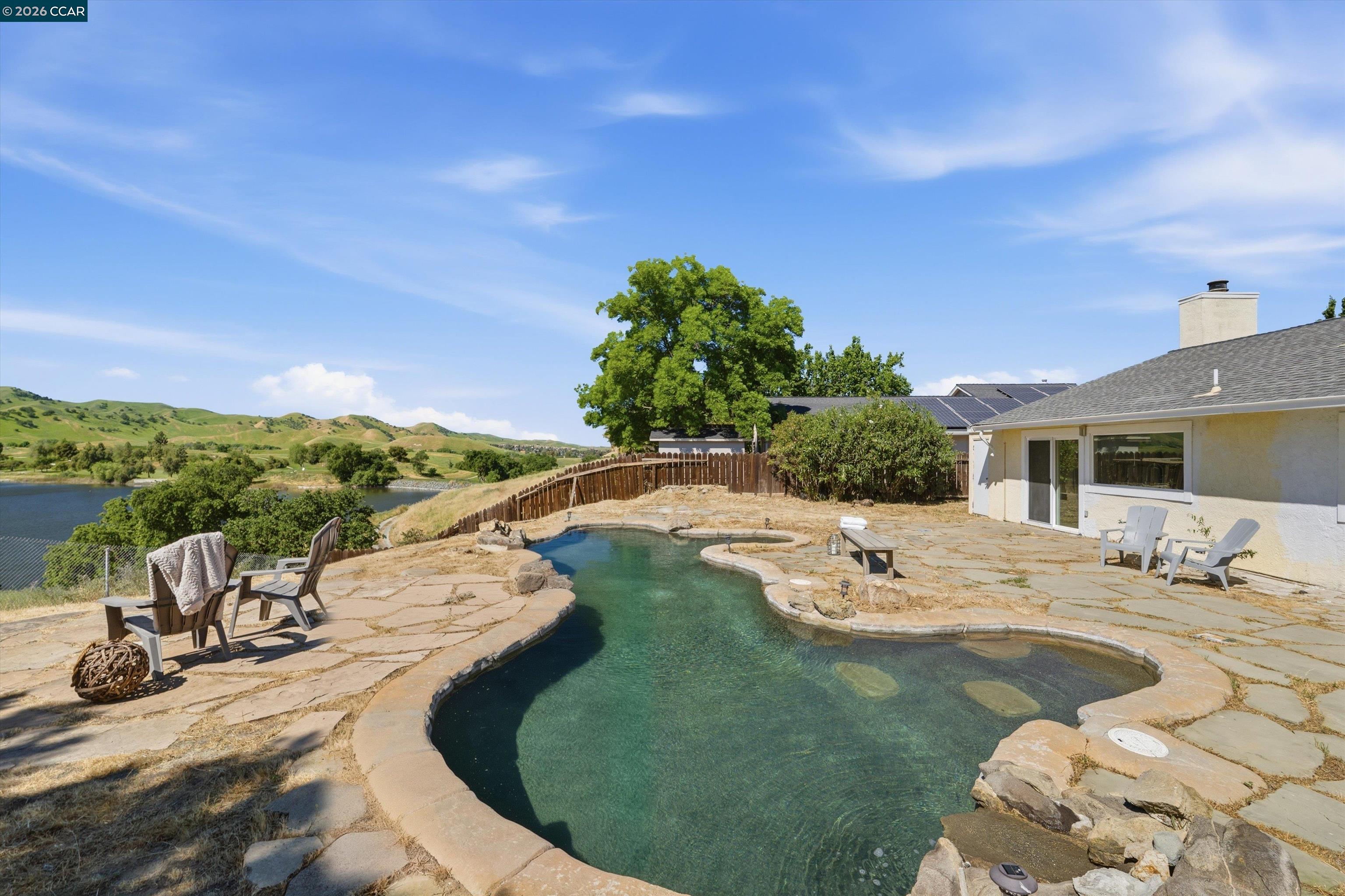 Detail Gallery Image 40 of 54 For 4101 S Royal Links Cir, Antioch,  CA 94509 - 3 Beds | 2 Baths