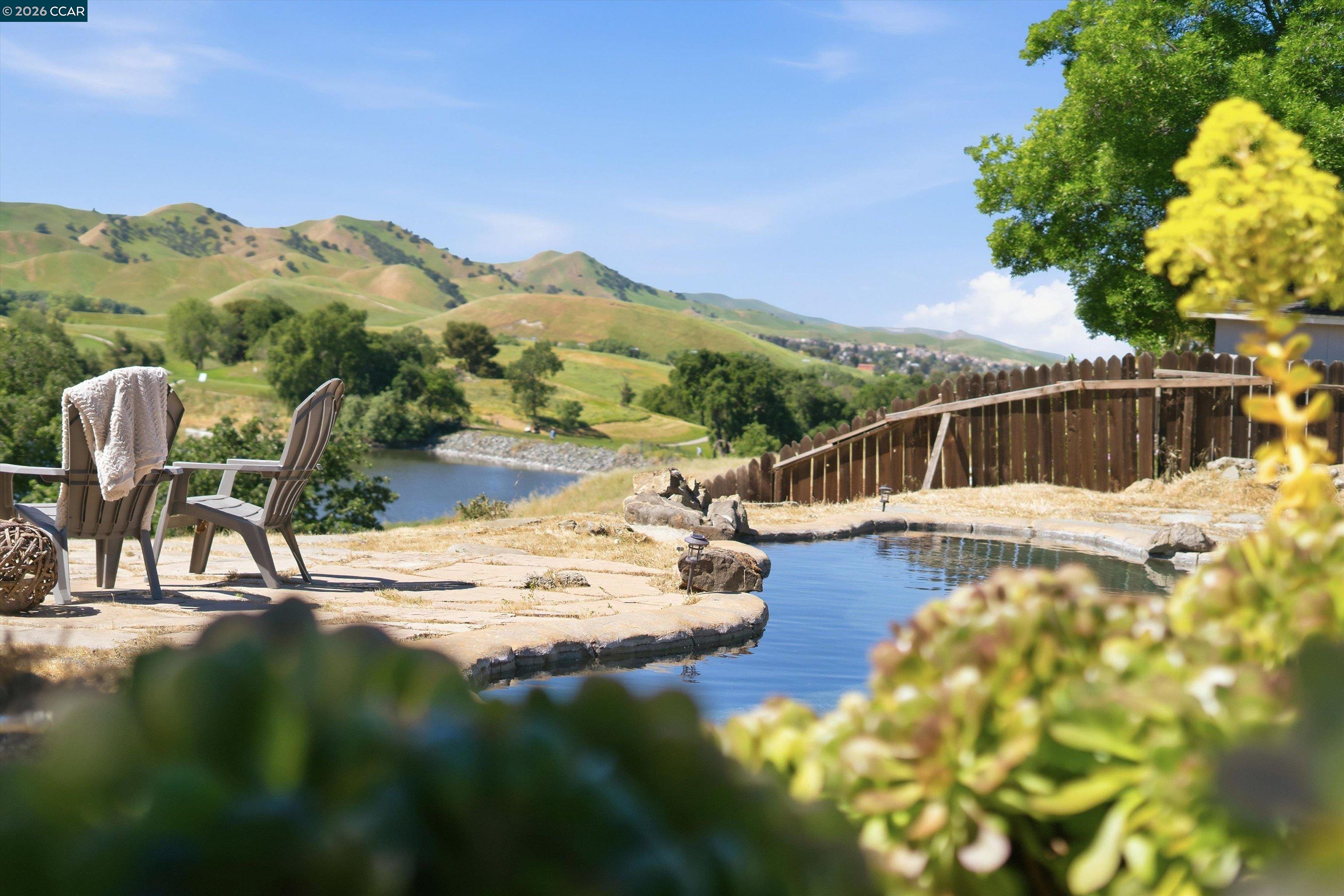 Detail Gallery Image 5 of 54 For 4101 S Royal Links Cir, Antioch,  CA 94509 - 3 Beds | 2 Baths