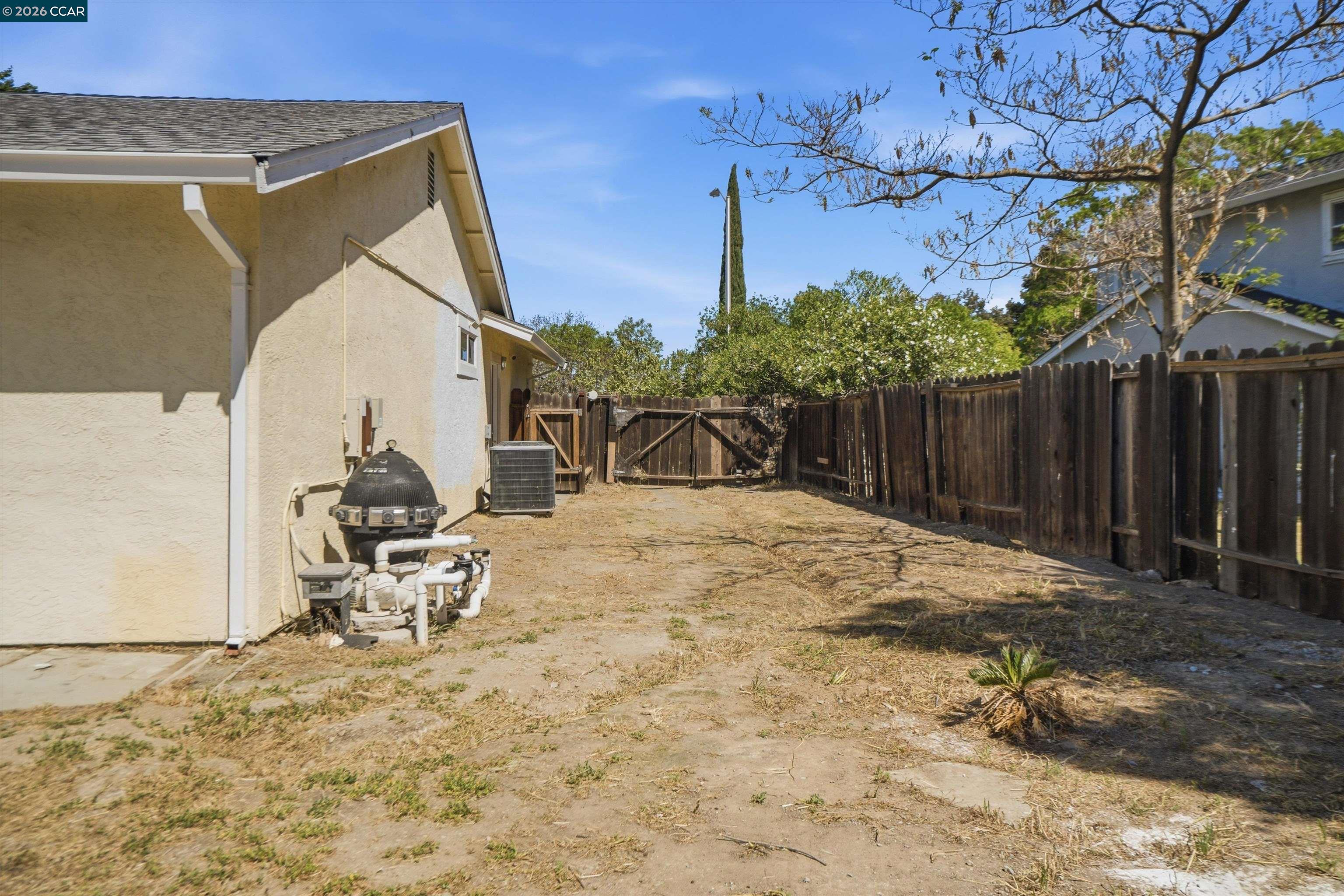 Detail Gallery Image 48 of 54 For 4101 S Royal Links Cir, Antioch,  CA 94509 - 3 Beds | 2 Baths