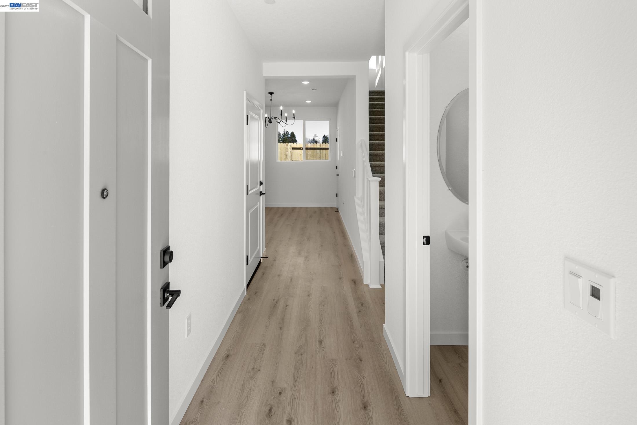 Detail Gallery Image 3 of 21 For 863 Pecan Tree Ln, Galt,  CA 95632 - 3 Beds | 2/1 Baths