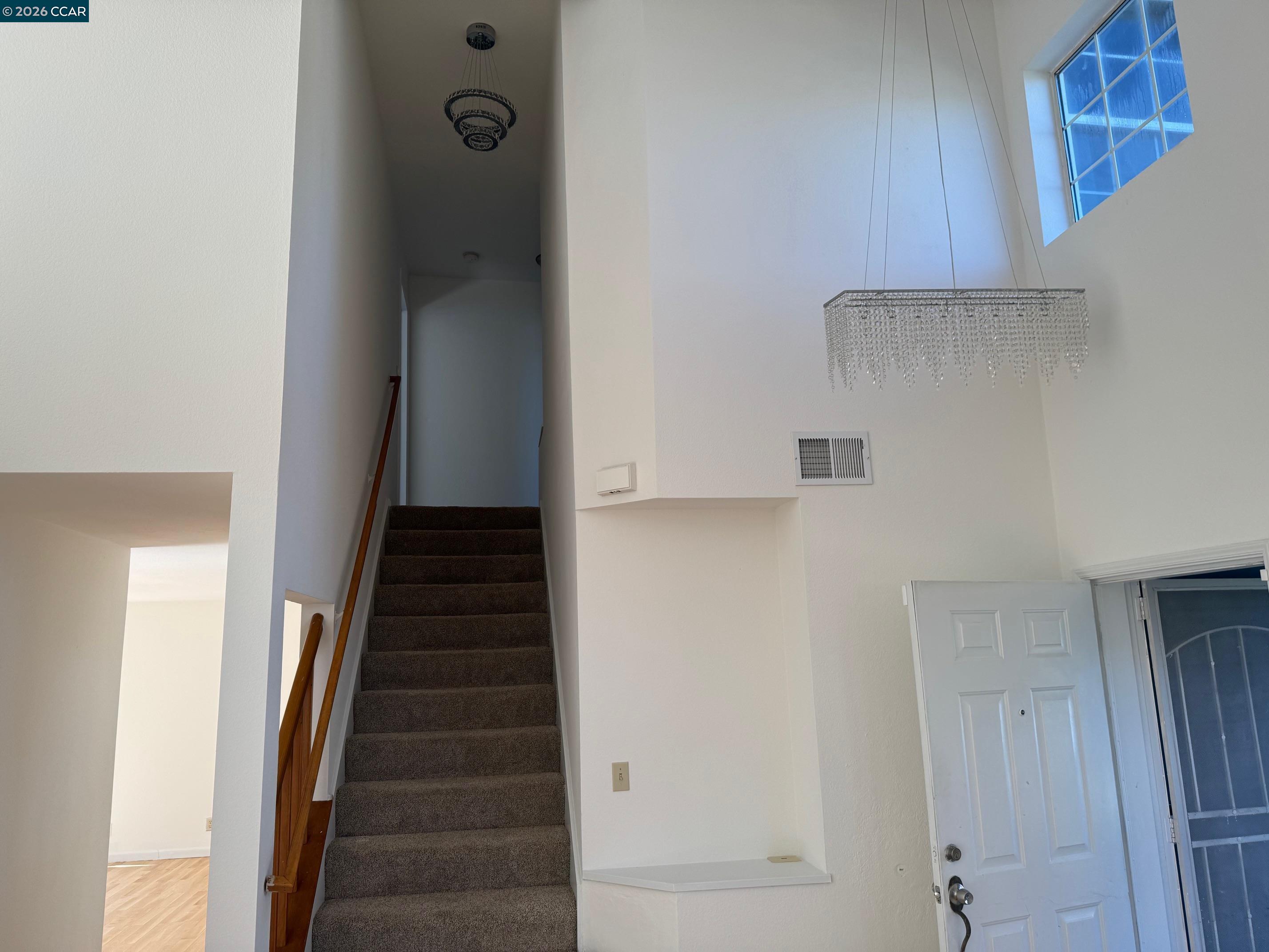 Detail Gallery Image 9 of 18 For 2268 Oak Hills Dr, Pittsburg,  CA 94565 - 4 Beds | 2/1 Baths