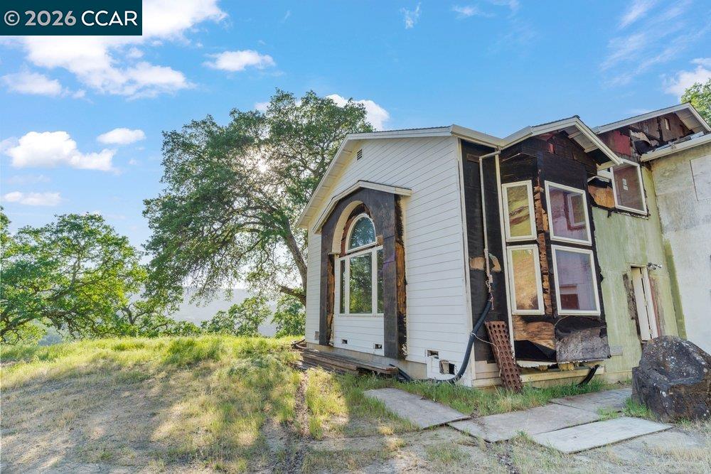 Detail Gallery Image 19 of 54 For 98 Oak Springs Dr, Napa,  CA 94558 - 4 Beds | 3 Baths