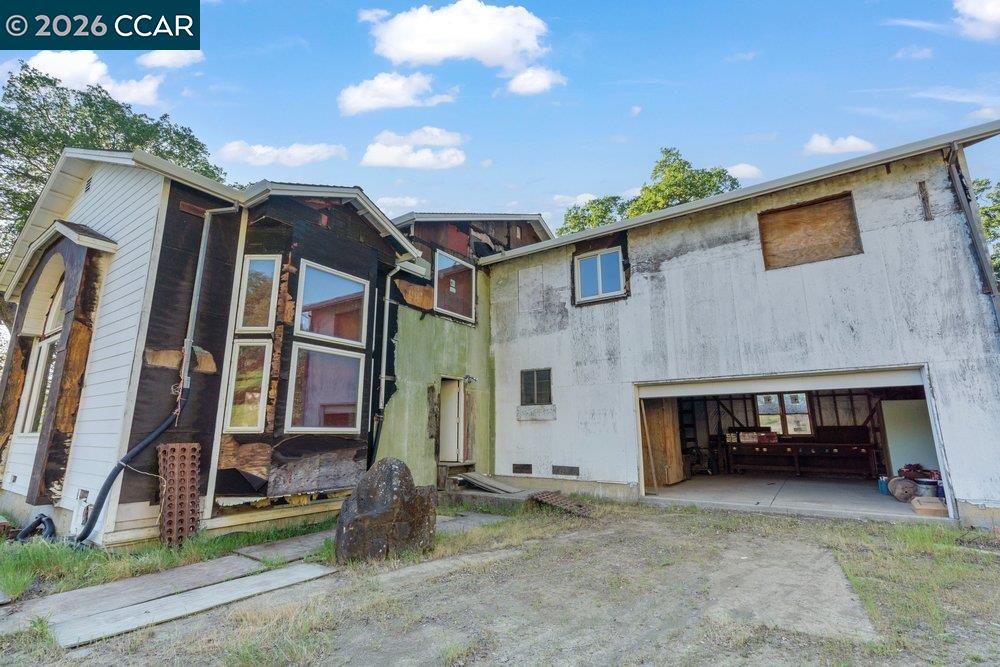 Detail Gallery Image 20 of 54 For 98 Oak Springs Dr, Napa,  CA 94558 - 4 Beds | 3 Baths