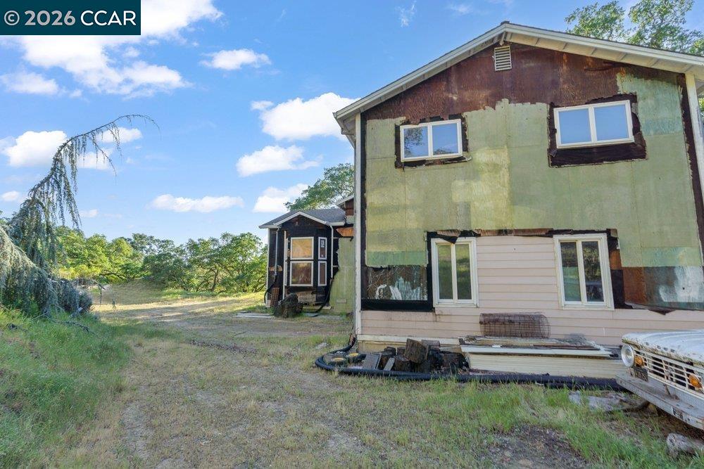 Detail Gallery Image 22 of 54 For 98 Oak Springs Dr, Napa,  CA 94558 - 4 Beds | 3 Baths