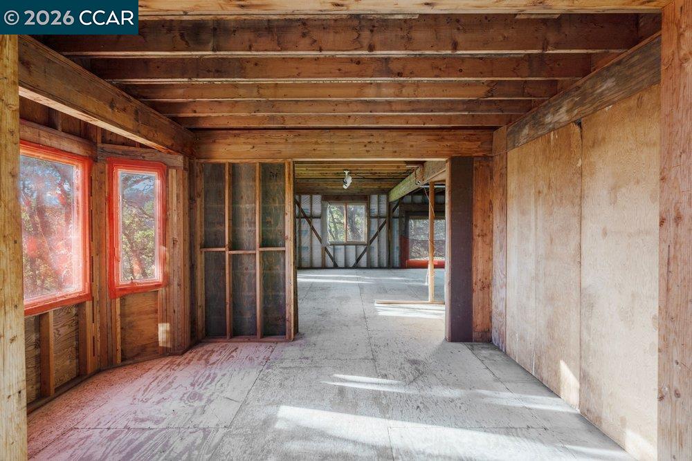 Detail Gallery Image 27 of 54 For 98 Oak Springs Dr, Napa,  CA 94558 - 4 Beds | 3 Baths