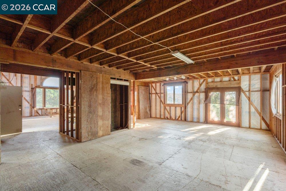 Detail Gallery Image 31 of 54 For 98 Oak Springs Dr, Napa,  CA 94558 - 4 Beds | 3 Baths