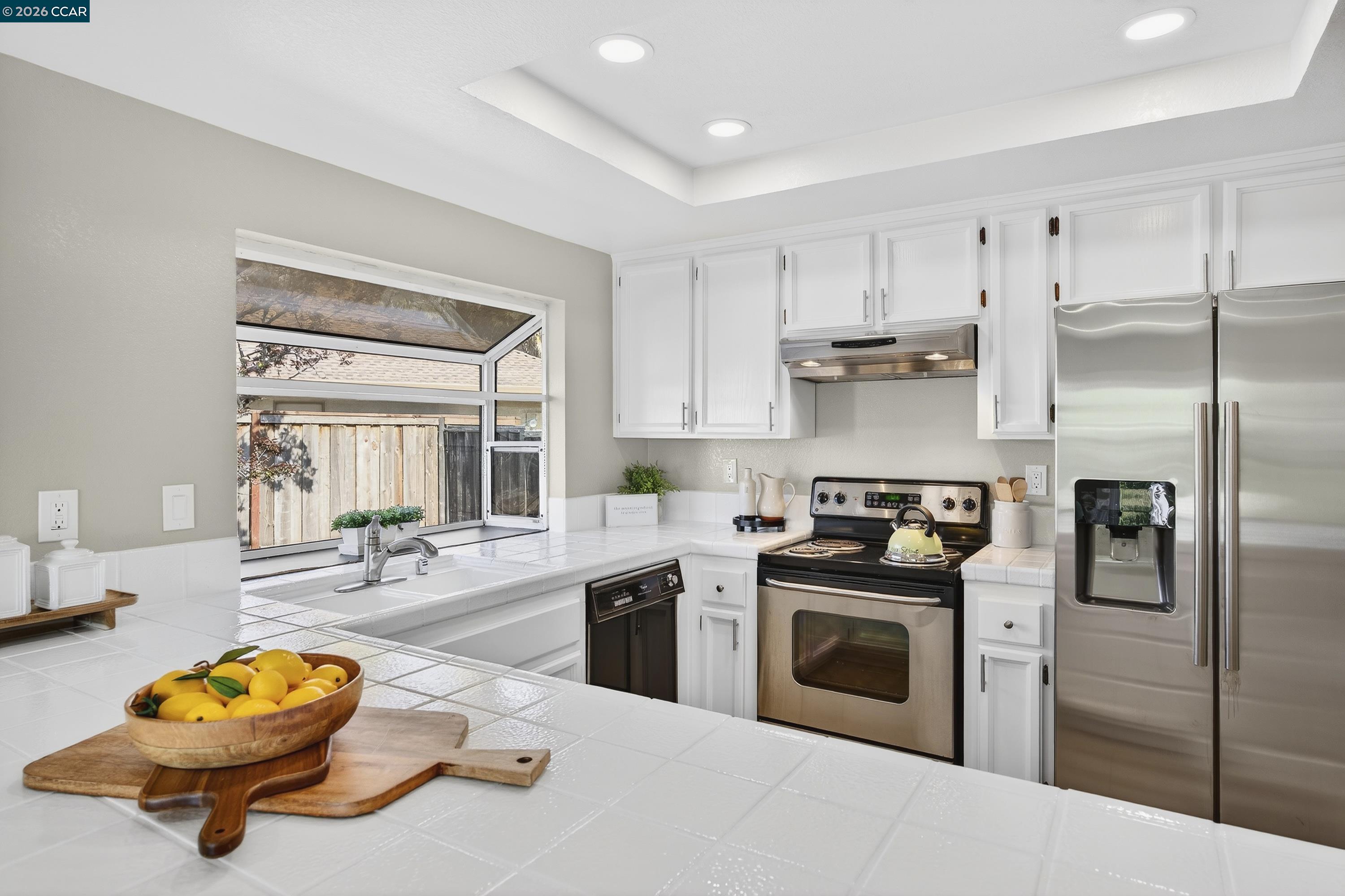 Detail Gallery Image 17 of 58 For 2413 Christian Ct, Pinole,  CA 94564 - 3 Beds | 2 Baths