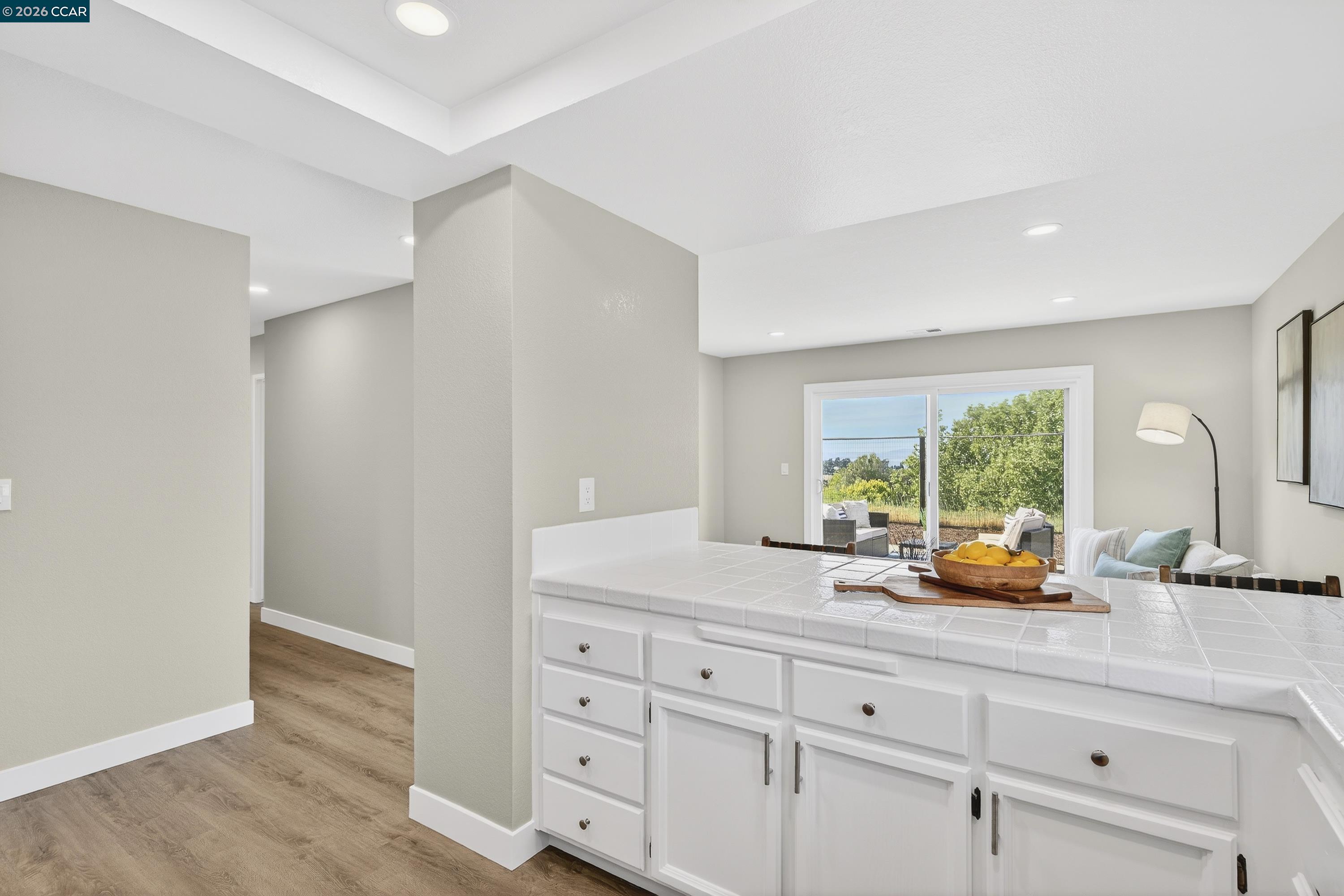 Detail Gallery Image 19 of 58 For 2413 Christian Ct, Pinole,  CA 94564 - 3 Beds | 2 Baths