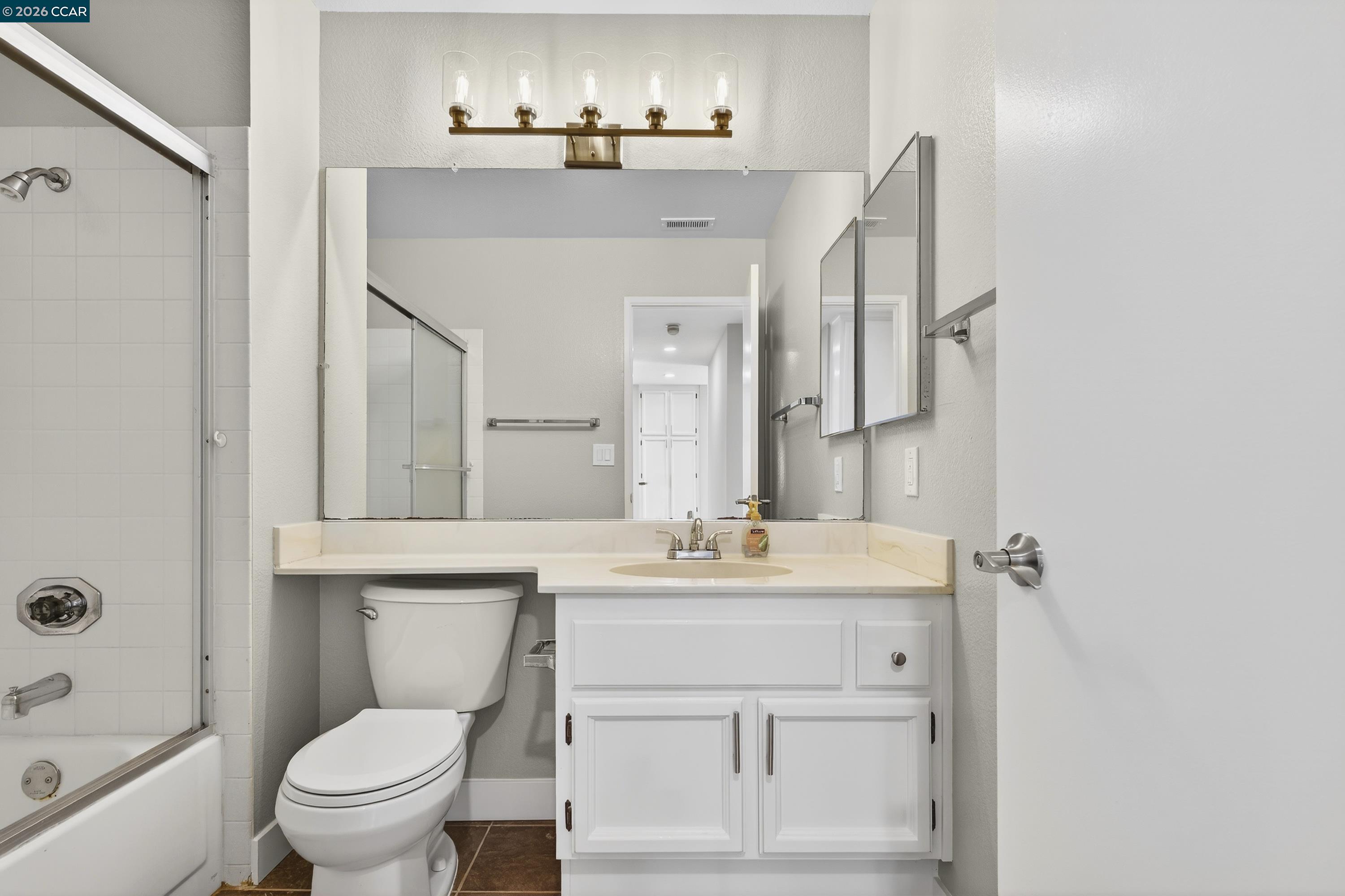 Detail Gallery Image 40 of 58 For 2413 Christian Ct, Pinole,  CA 94564 - 3 Beds | 2 Baths