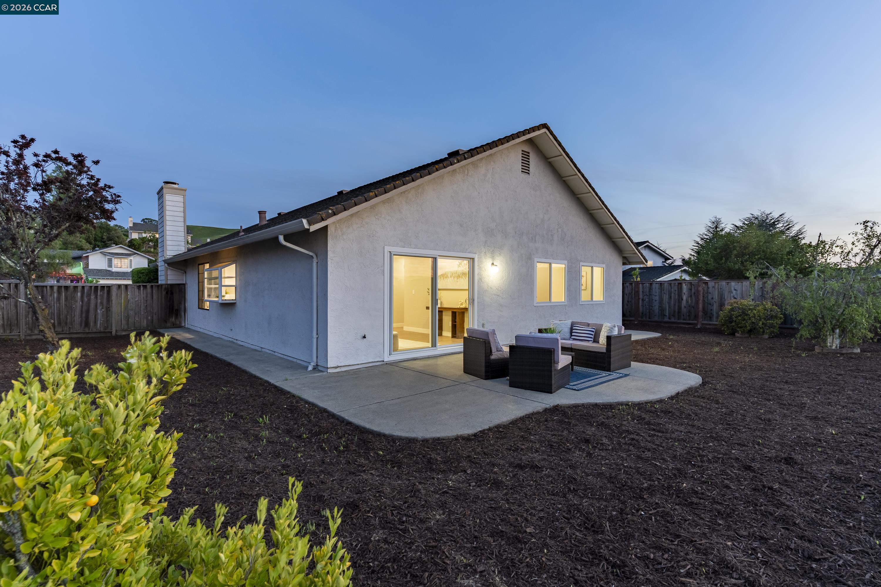 Detail Gallery Image 41 of 58 For 2413 Christian Ct, Pinole,  CA 94564 - 3 Beds | 2 Baths