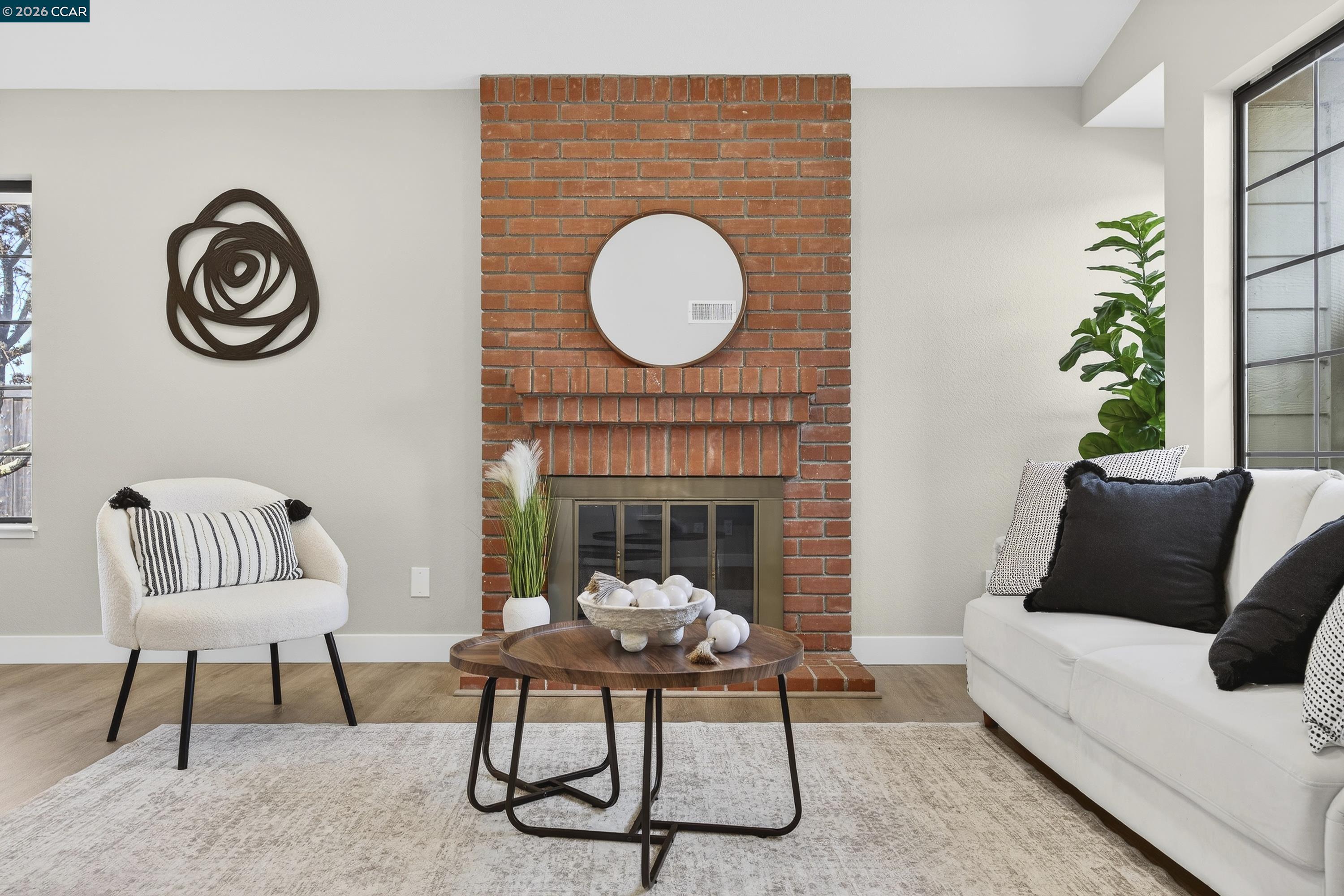 Detail Gallery Image 7 of 58 For 2413 Christian Ct, Pinole,  CA 94564 - 3 Beds | 2 Baths