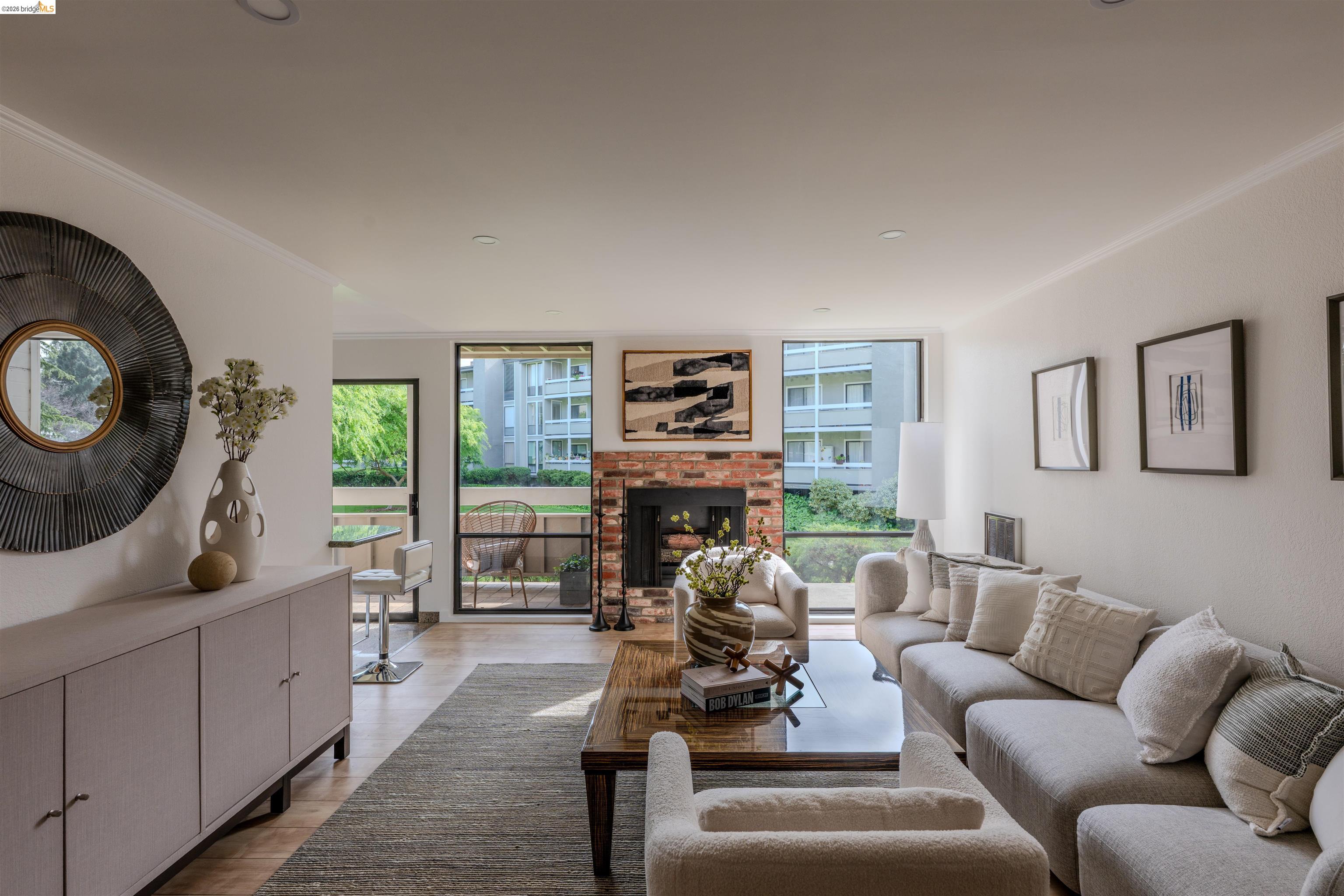 Detail Gallery Image 4 of 41 For 1171 Compass Ln #113,  Foster City,  CA 94404 - 3 Beds | 2 Baths