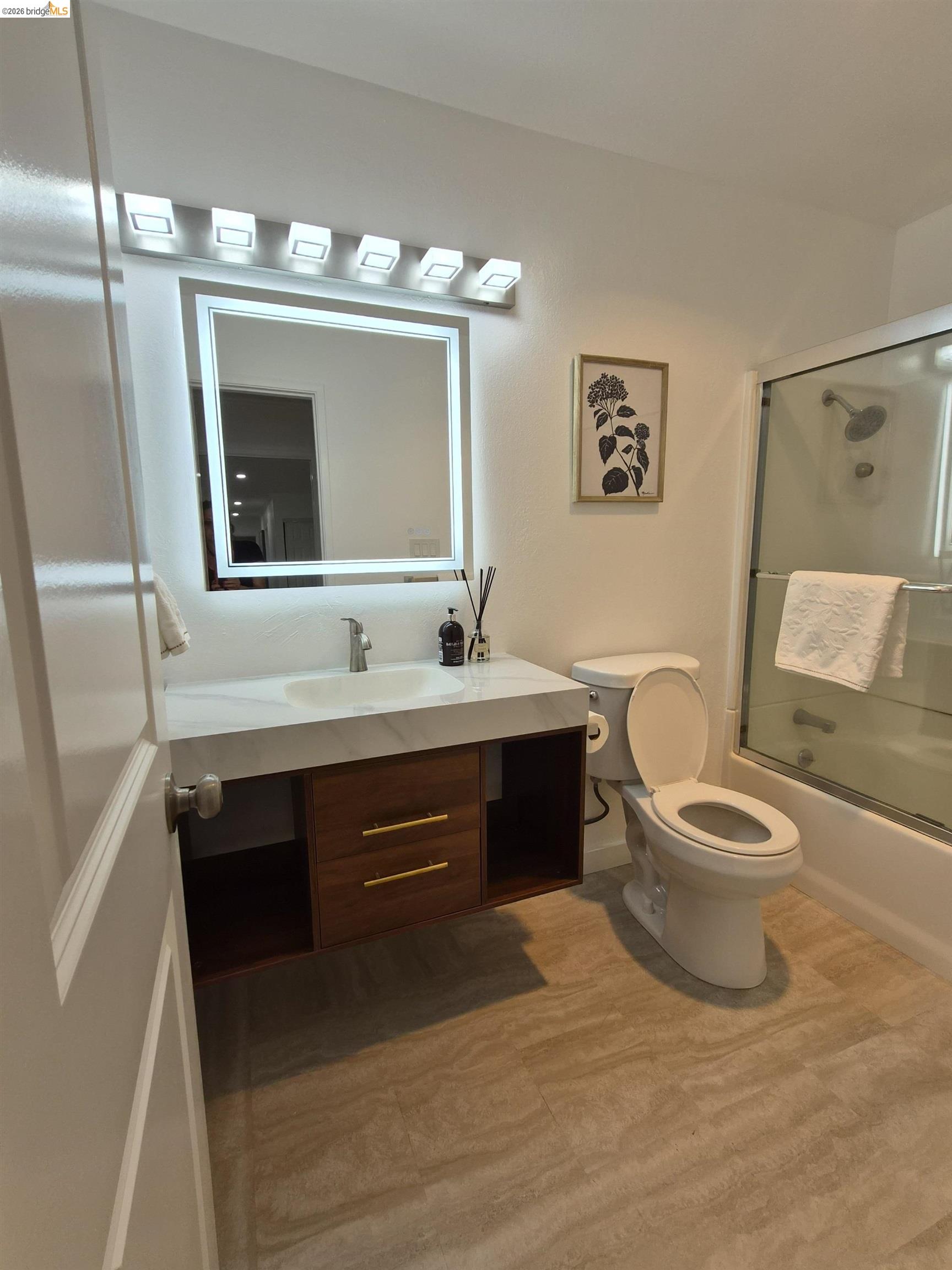 Detail Gallery Image 33 of 41 For 1171 Compass Ln #113,  Foster City,  CA 94404 - 3 Beds | 2 Baths