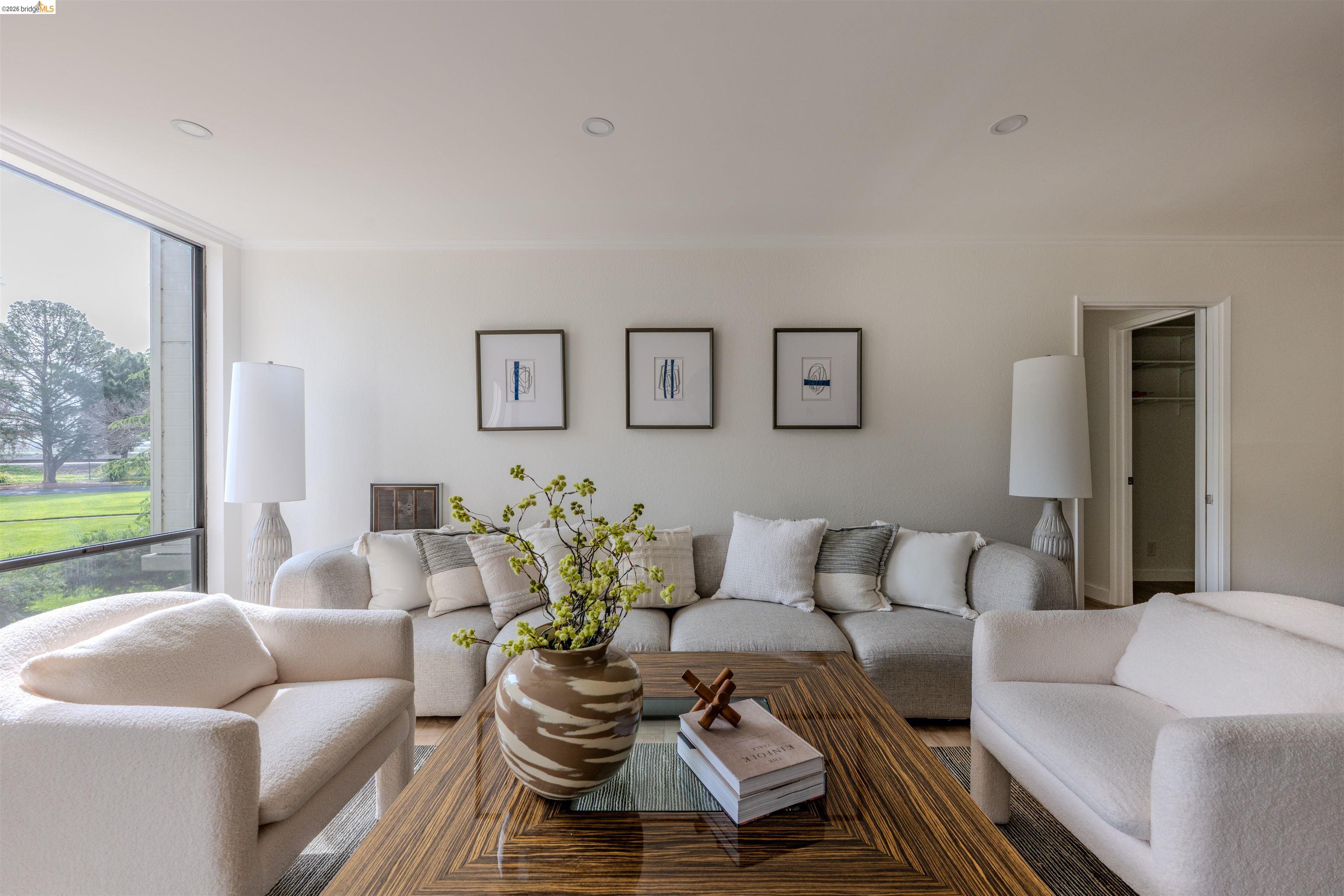 Detail Gallery Image 9 of 41 For 1171 Compass Ln #113,  Foster City,  CA 94404 - 3 Beds | 2 Baths