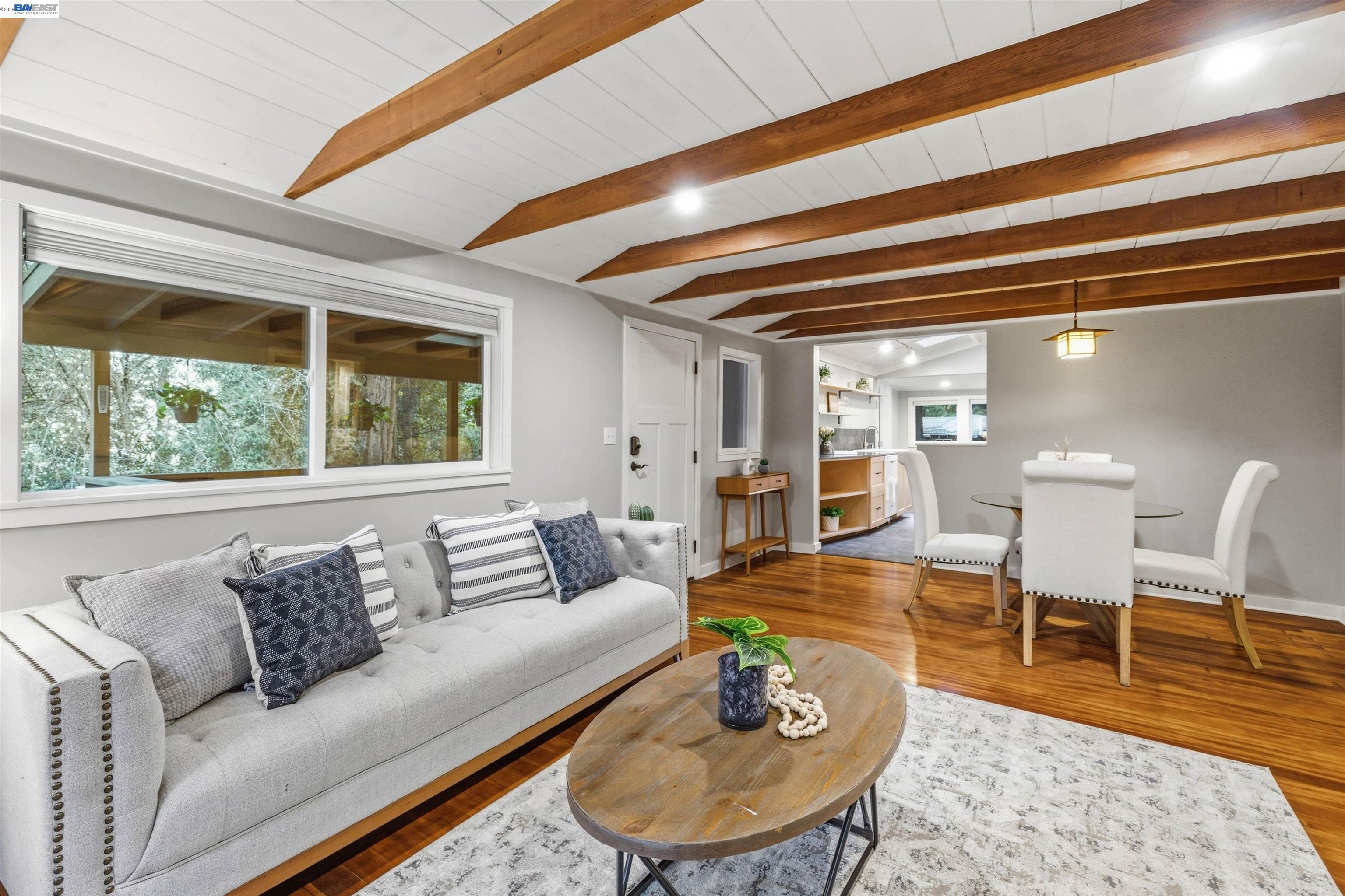 Detail Gallery Image 4 of 37 For 160 Woodland Dr, Ben Lomond,  CA 95005 - 2 Beds | 1 Baths