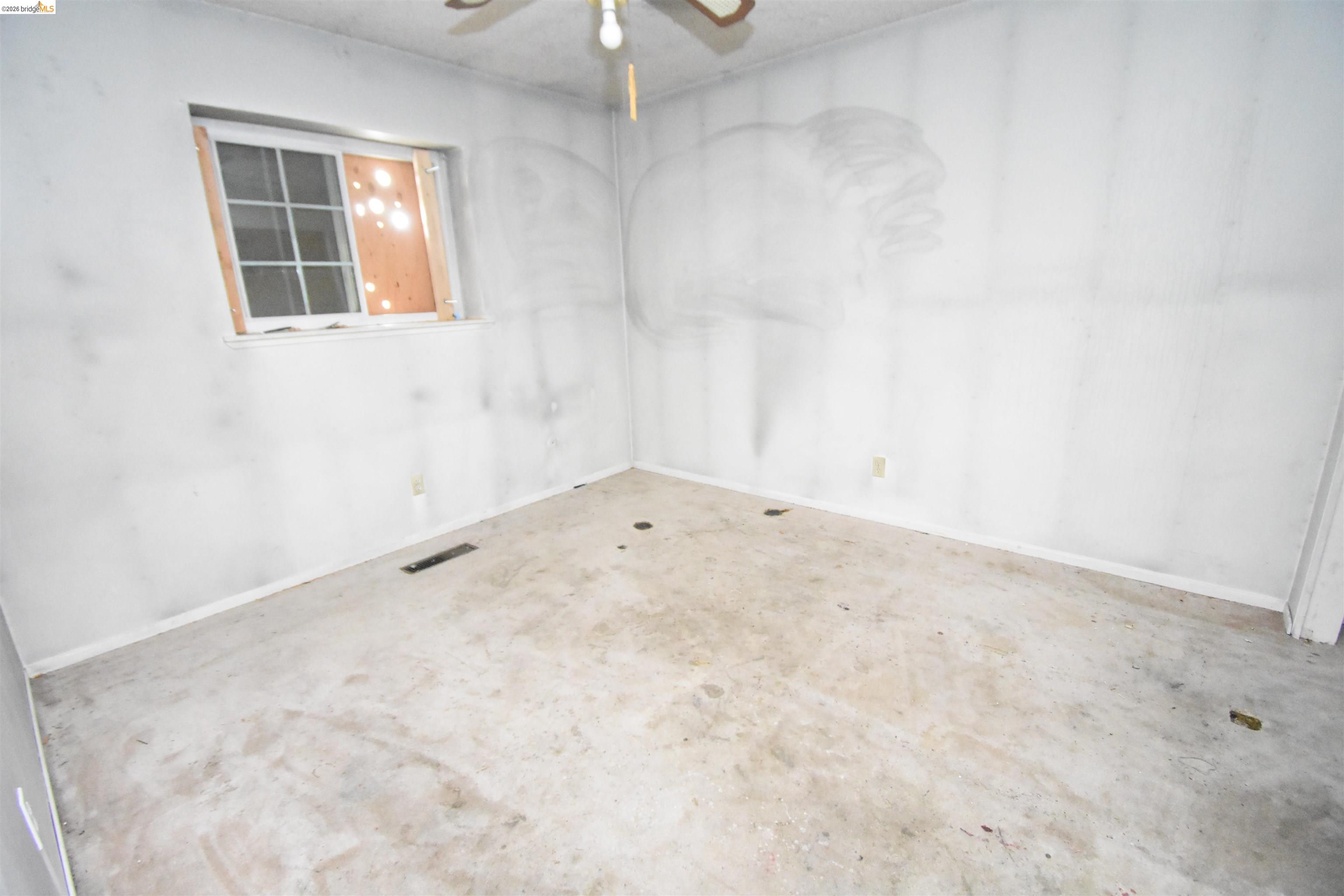 Detail Gallery Image 23 of 30 For 1013 Colonial Ct, Modesto,  CA 95350 - 3 Beds | 2 Baths