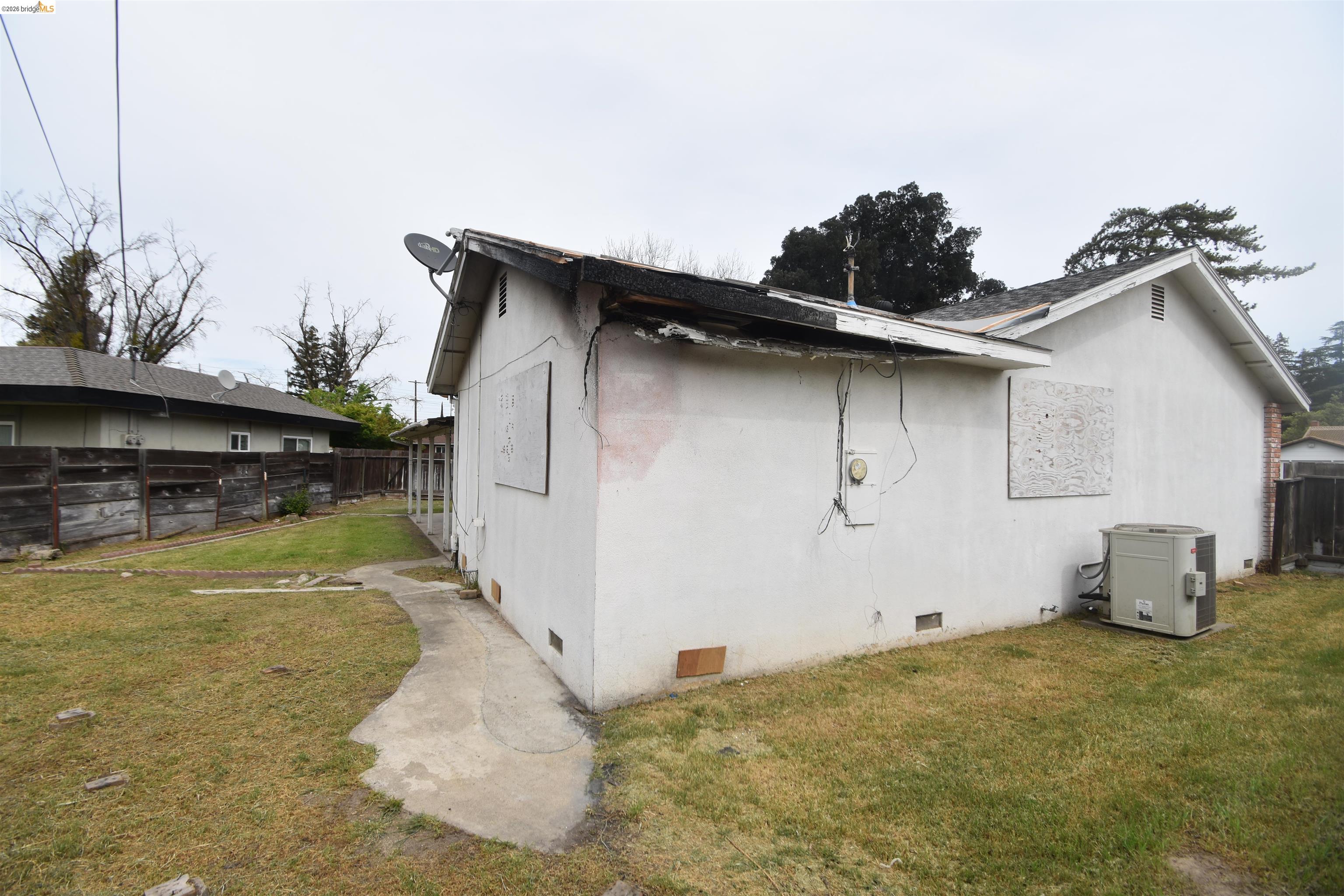 Detail Gallery Image 28 of 30 For 1013 Colonial Ct, Modesto,  CA 95350 - 3 Beds | 2 Baths