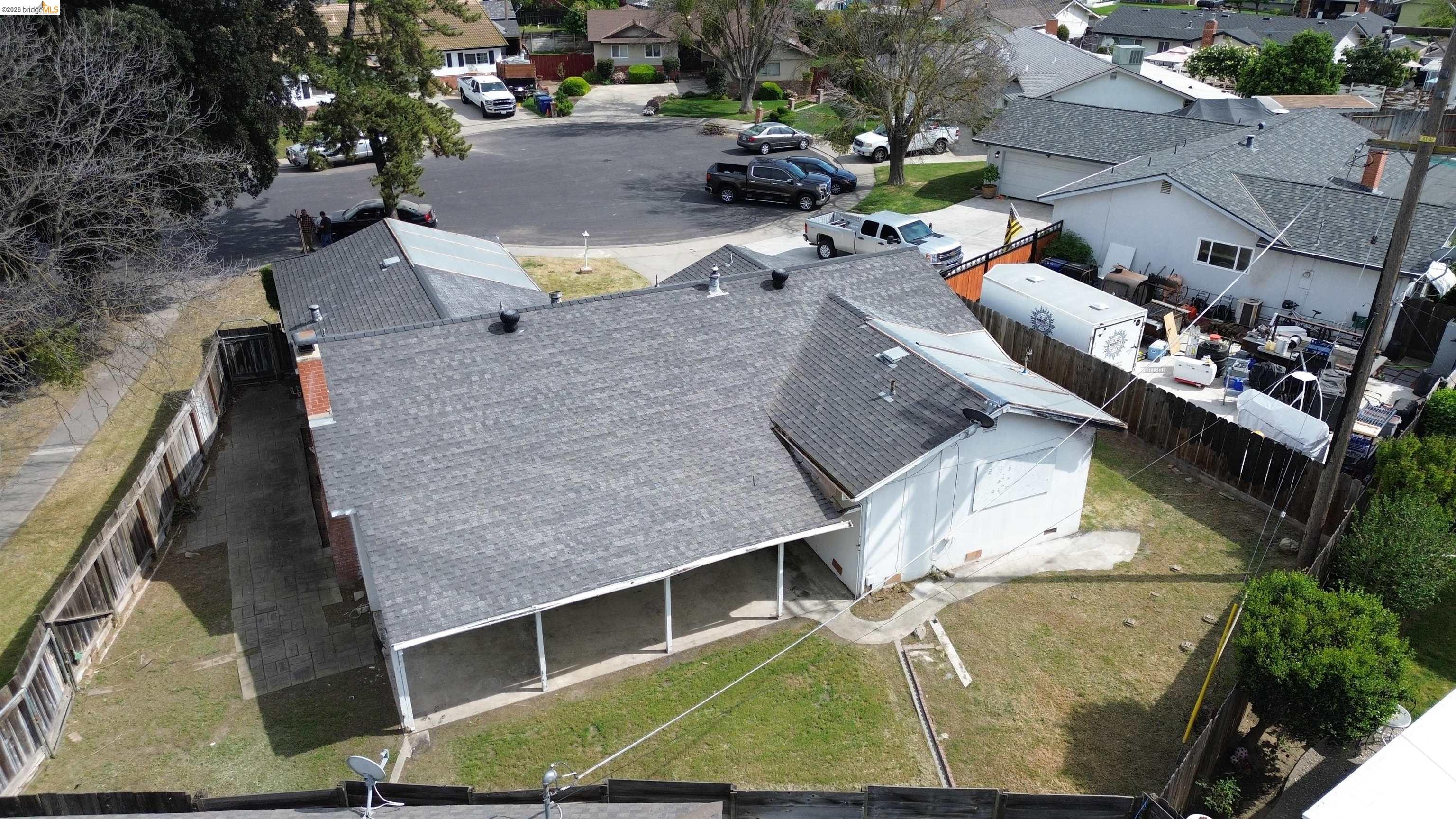 Detail Gallery Image 8 of 30 For 1013 Colonial Ct, Modesto,  CA 95350 - 3 Beds | 2 Baths