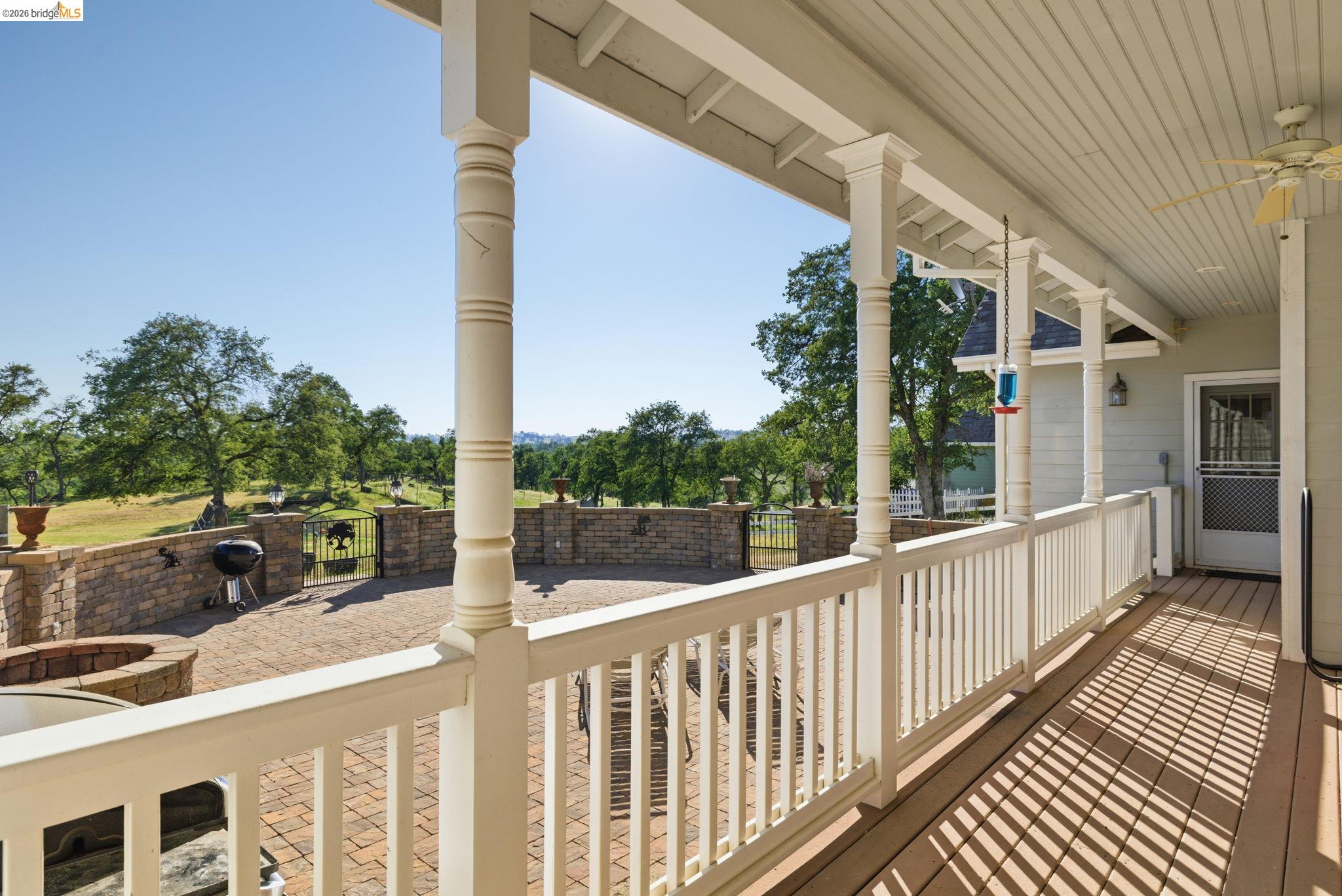 Detail Gallery Image 12 of 38 For 1970 Navarro St, La Grange,  CA 95329 - 3 Beds | 2/1 Baths