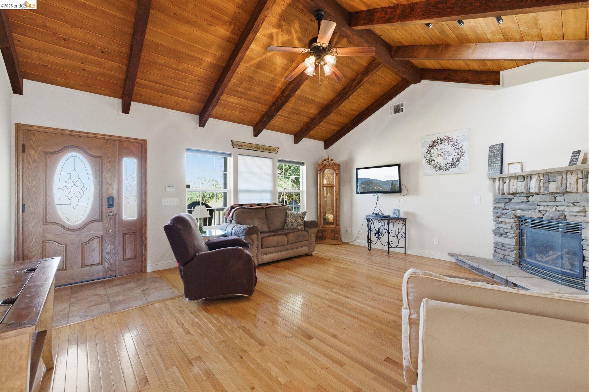 Detail Gallery Image 14 of 38 For 1970 Navarro St, La Grange,  CA 95329 - 3 Beds | 2/1 Baths