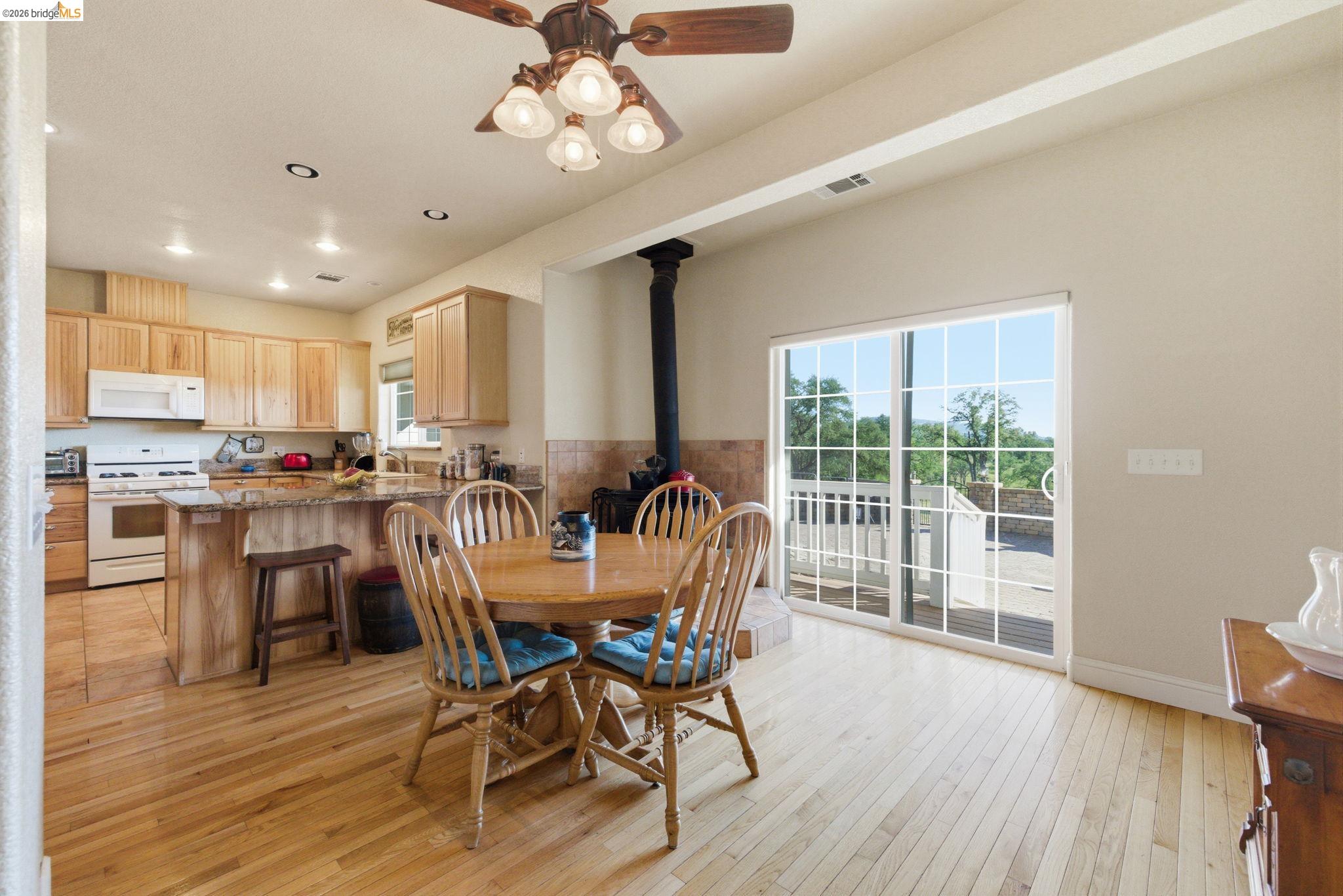 Detail Gallery Image 20 of 38 For 1970 Navarro St, La Grange,  CA 95329 - 3 Beds | 2/1 Baths