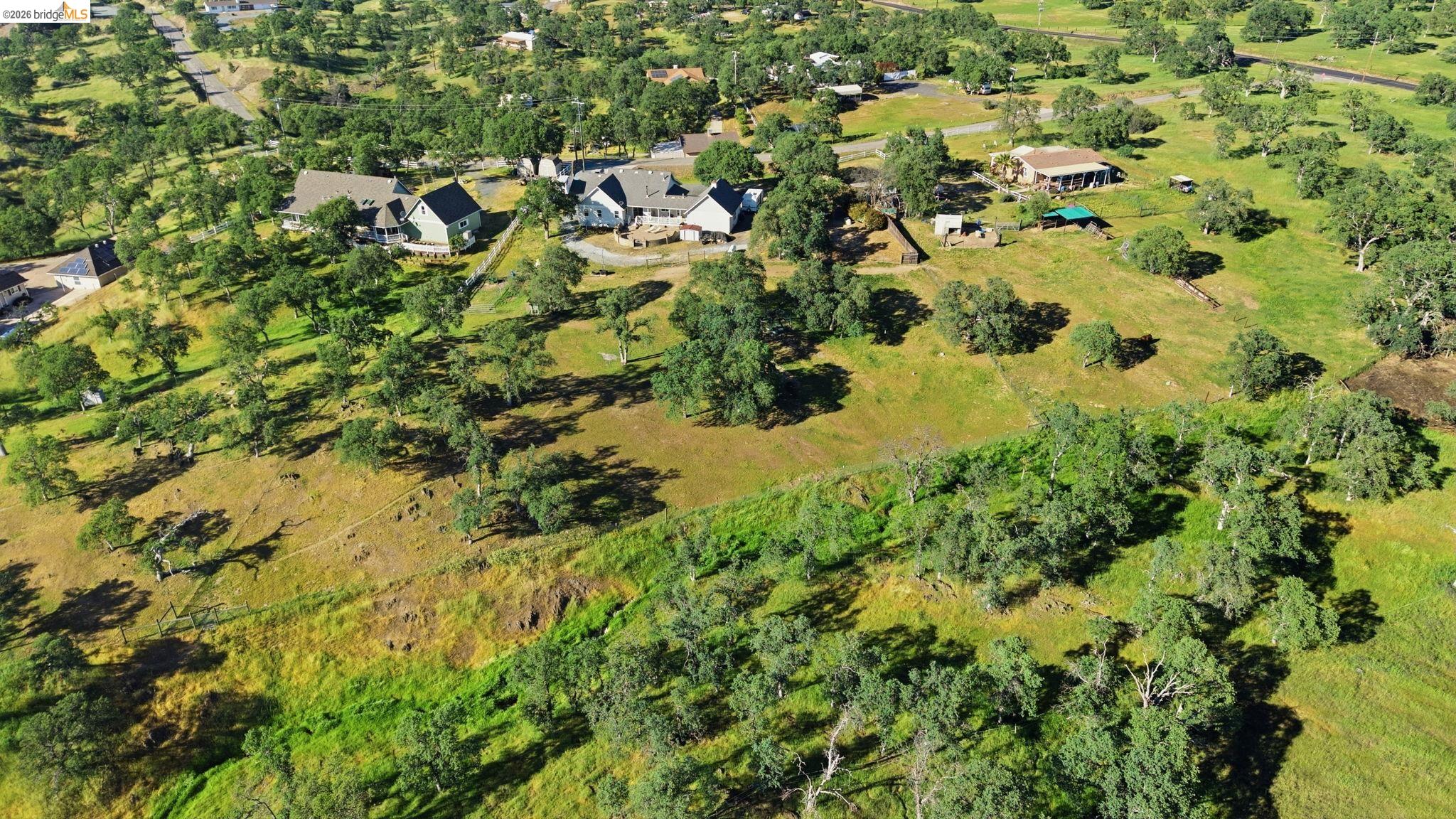 Detail Gallery Image 8 of 38 For 1970 Navarro St, La Grange,  CA 95329 - 3 Beds | 2/1 Baths
