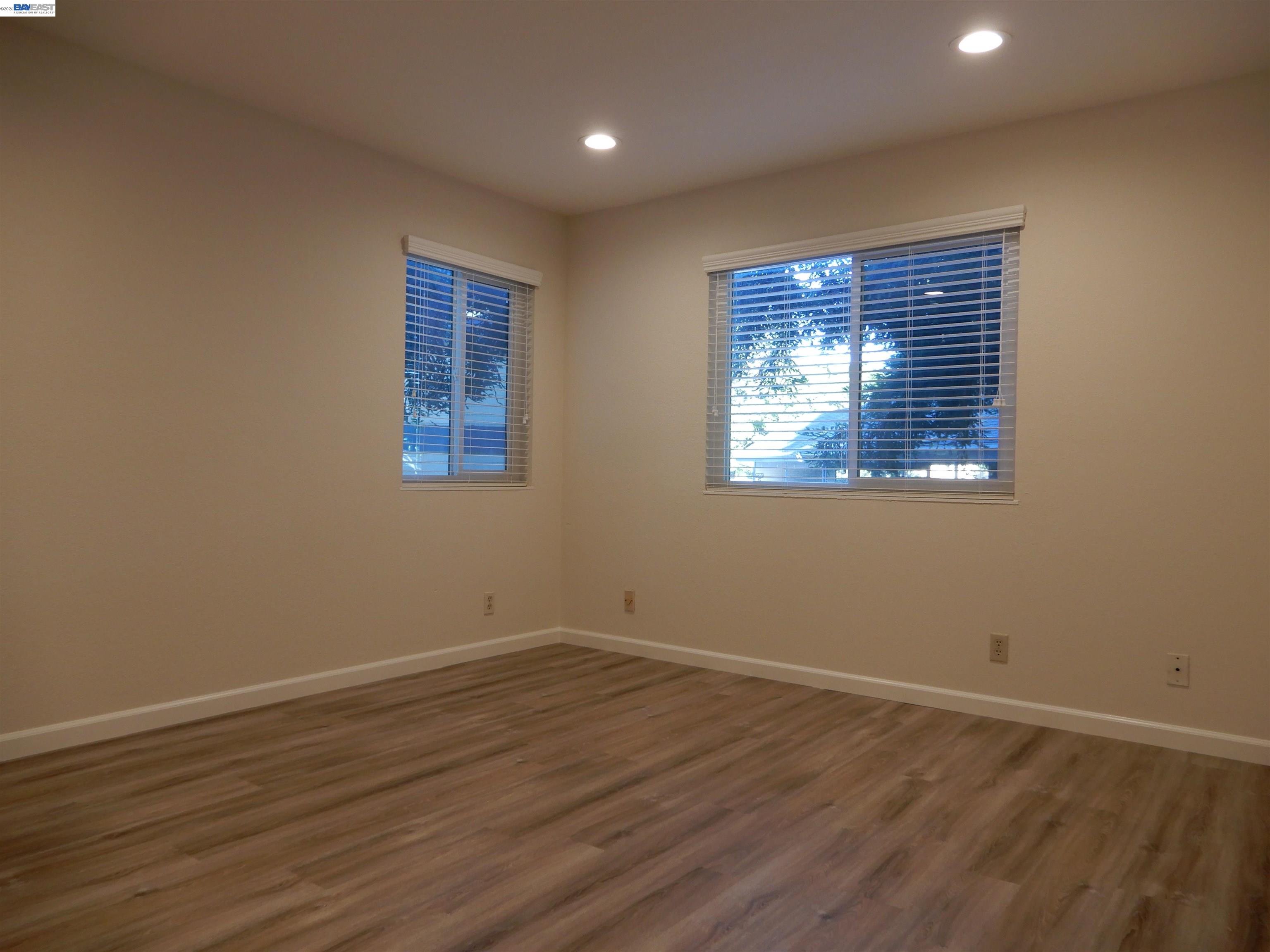 Photo #12: 41128927 Listing: Photo #12