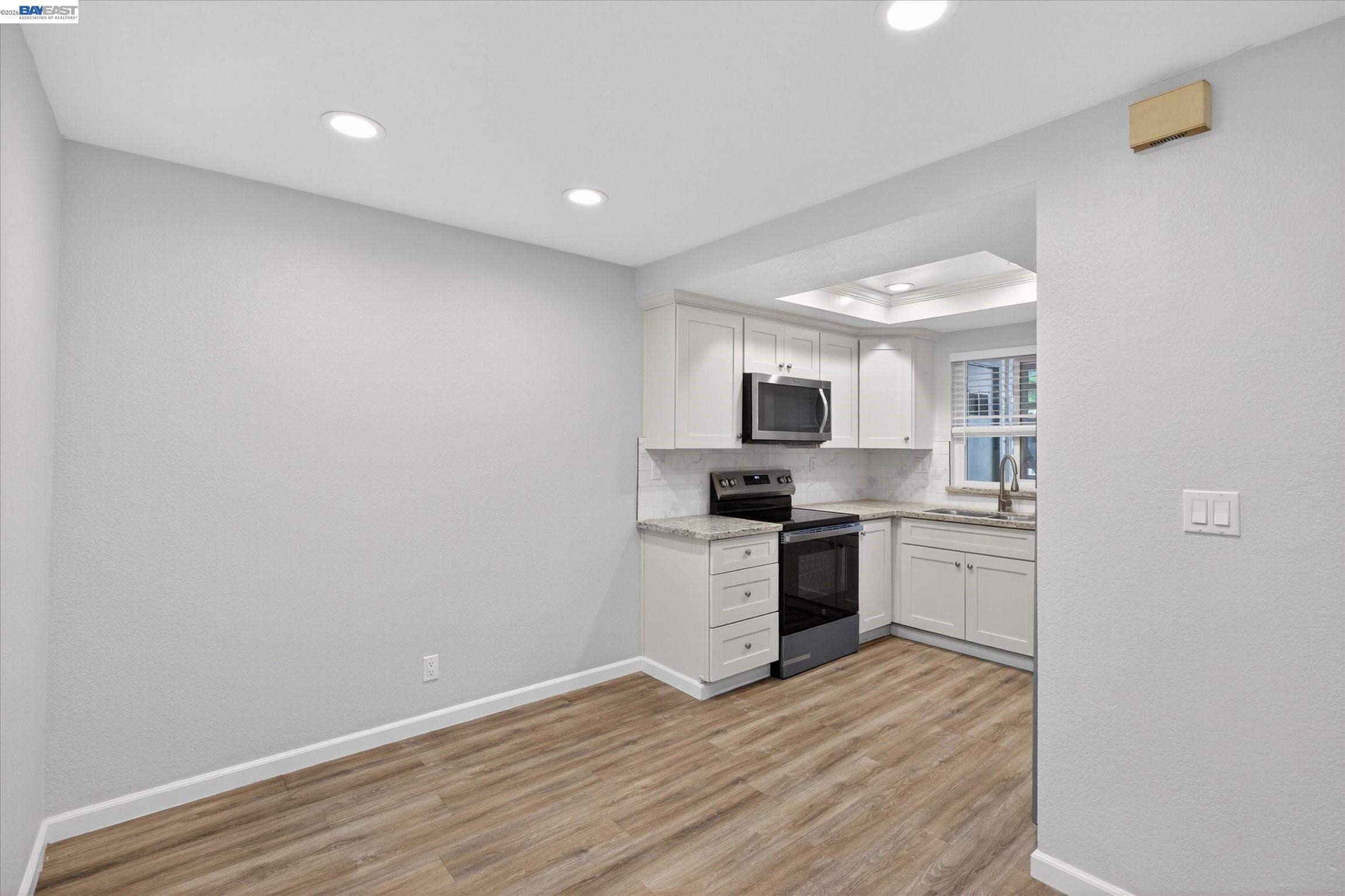 Detail Gallery Image 10 of 31 For 46636 Winema Cmn, Fremont,  CA 94539 - 2 Beds | 2 Baths