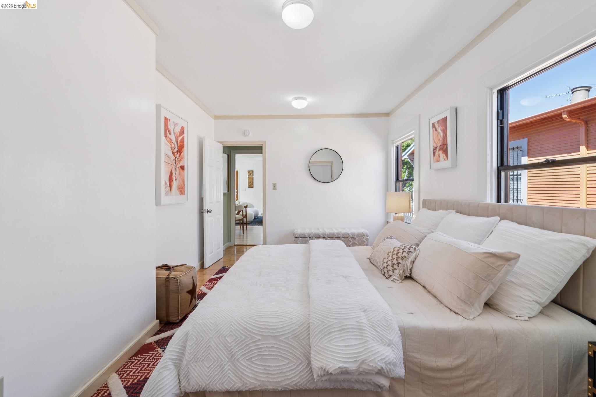 Detail Gallery Image 17 of 55 For 2328 Bartlett St, Oakland,  CA 94601 - 5 Beds | 2 Baths