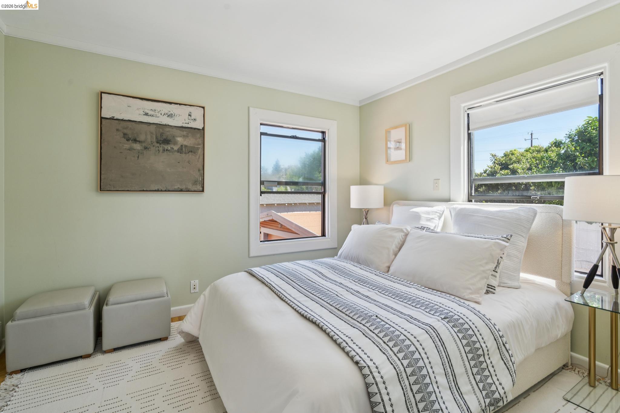 Detail Gallery Image 22 of 55 For 2328 Bartlett St, Oakland,  CA 94601 - 5 Beds | 2 Baths