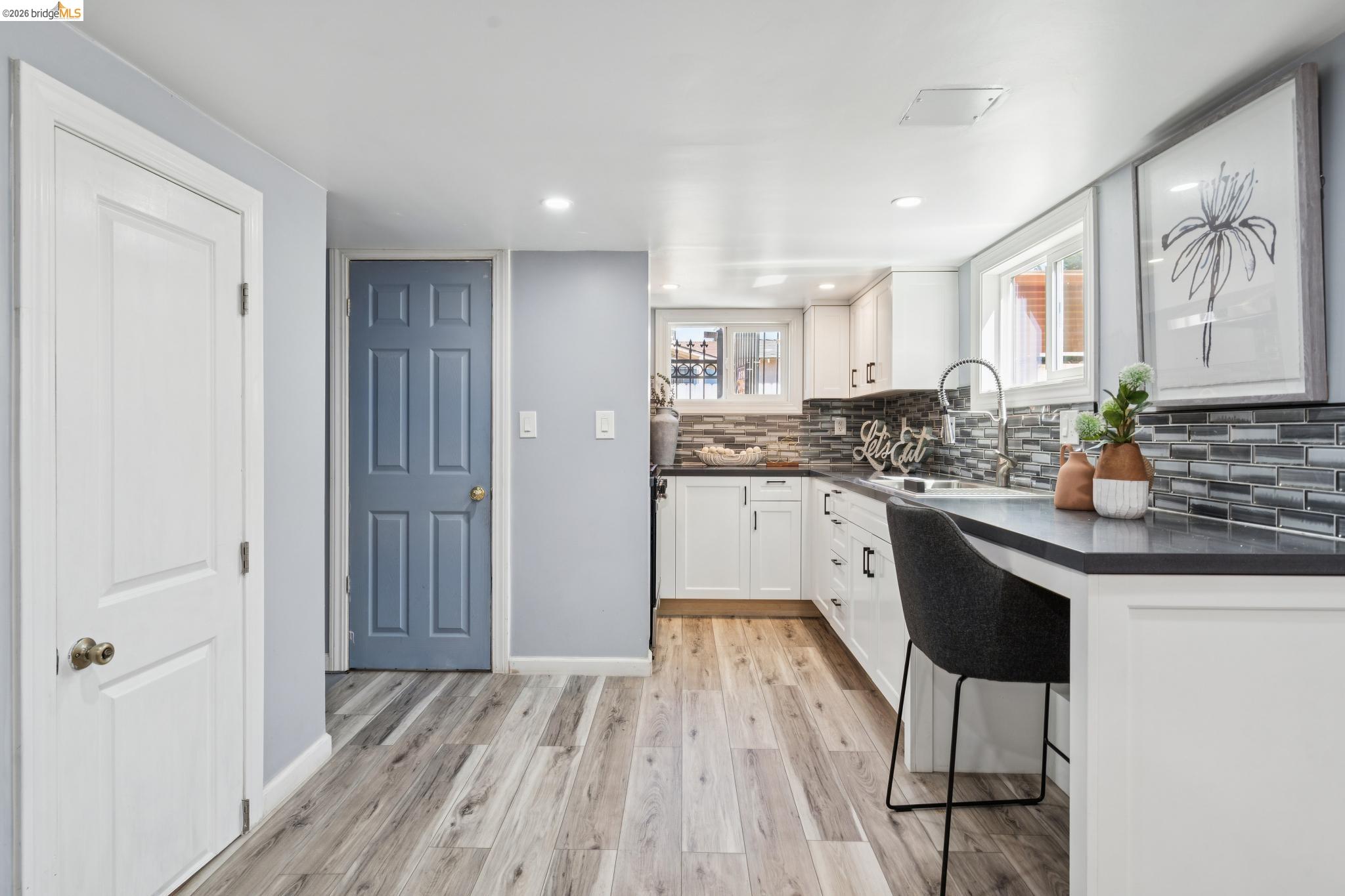 Detail Gallery Image 32 of 55 For 2328 Bartlett St, Oakland,  CA 94601 - 5 Beds | 2 Baths