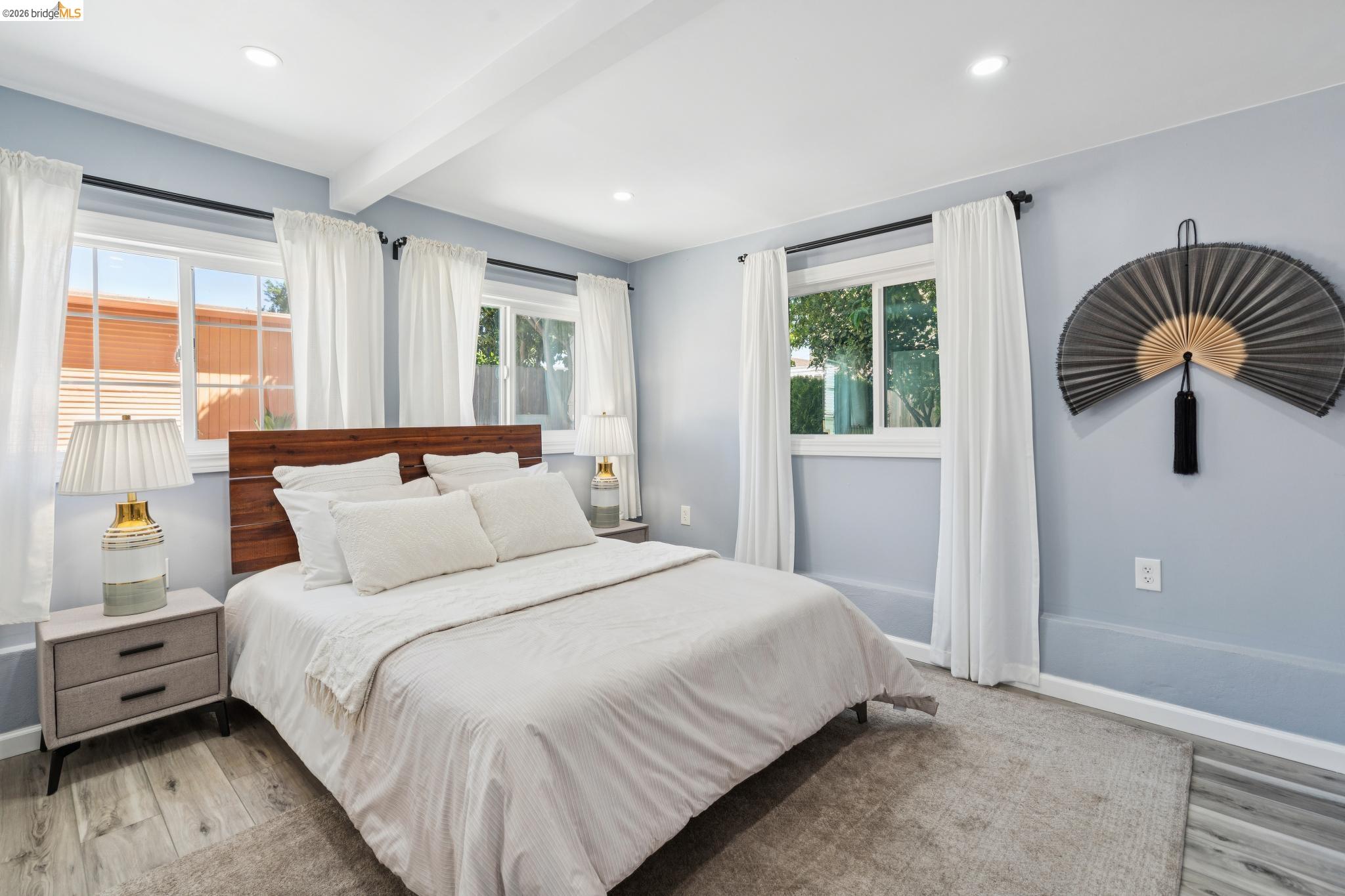 Detail Gallery Image 34 of 55 For 2328 Bartlett St, Oakland,  CA 94601 - 5 Beds | 2 Baths