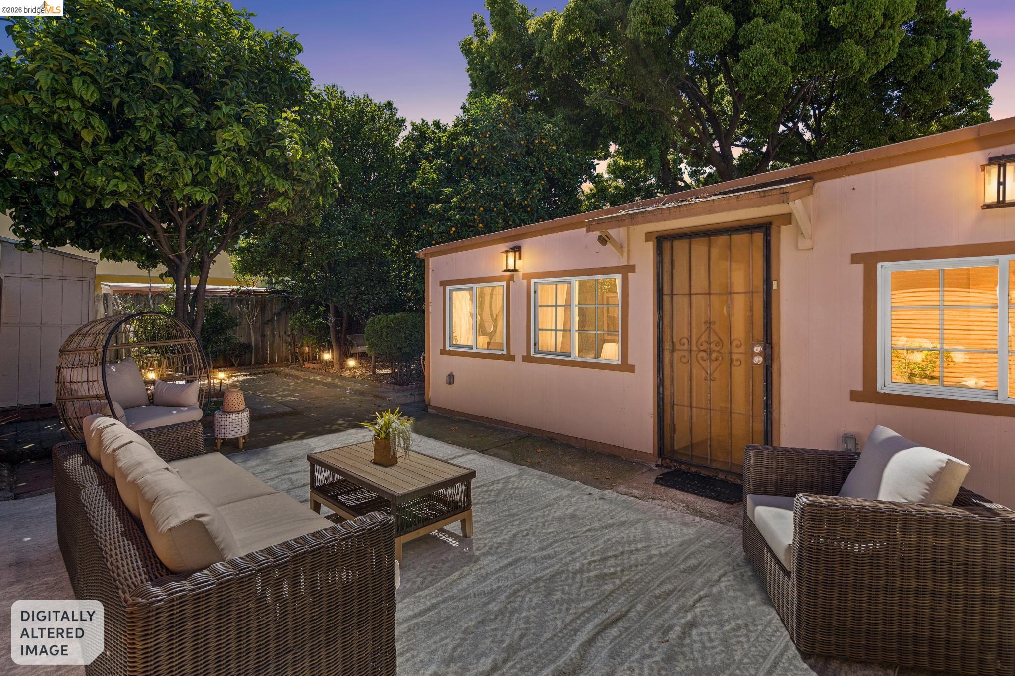 Detail Gallery Image 54 of 55 For 2328 Bartlett St, Oakland,  CA 94601 - 5 Beds | 2 Baths