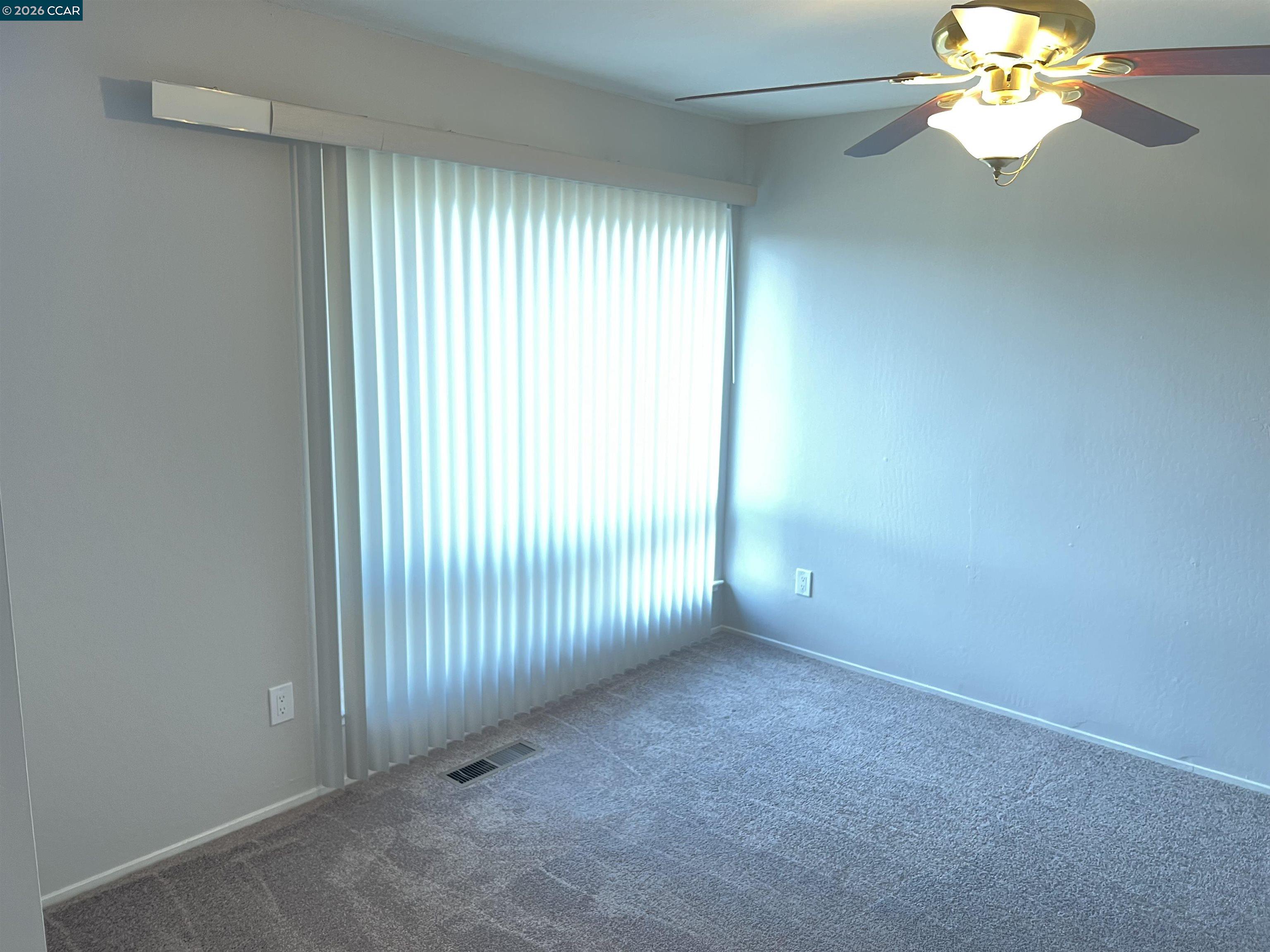 Detail Gallery Image 7 of 44 For 1091 Alamo Ct, Pittsburg,  CA 94565 - 3 Beds | 2 Baths