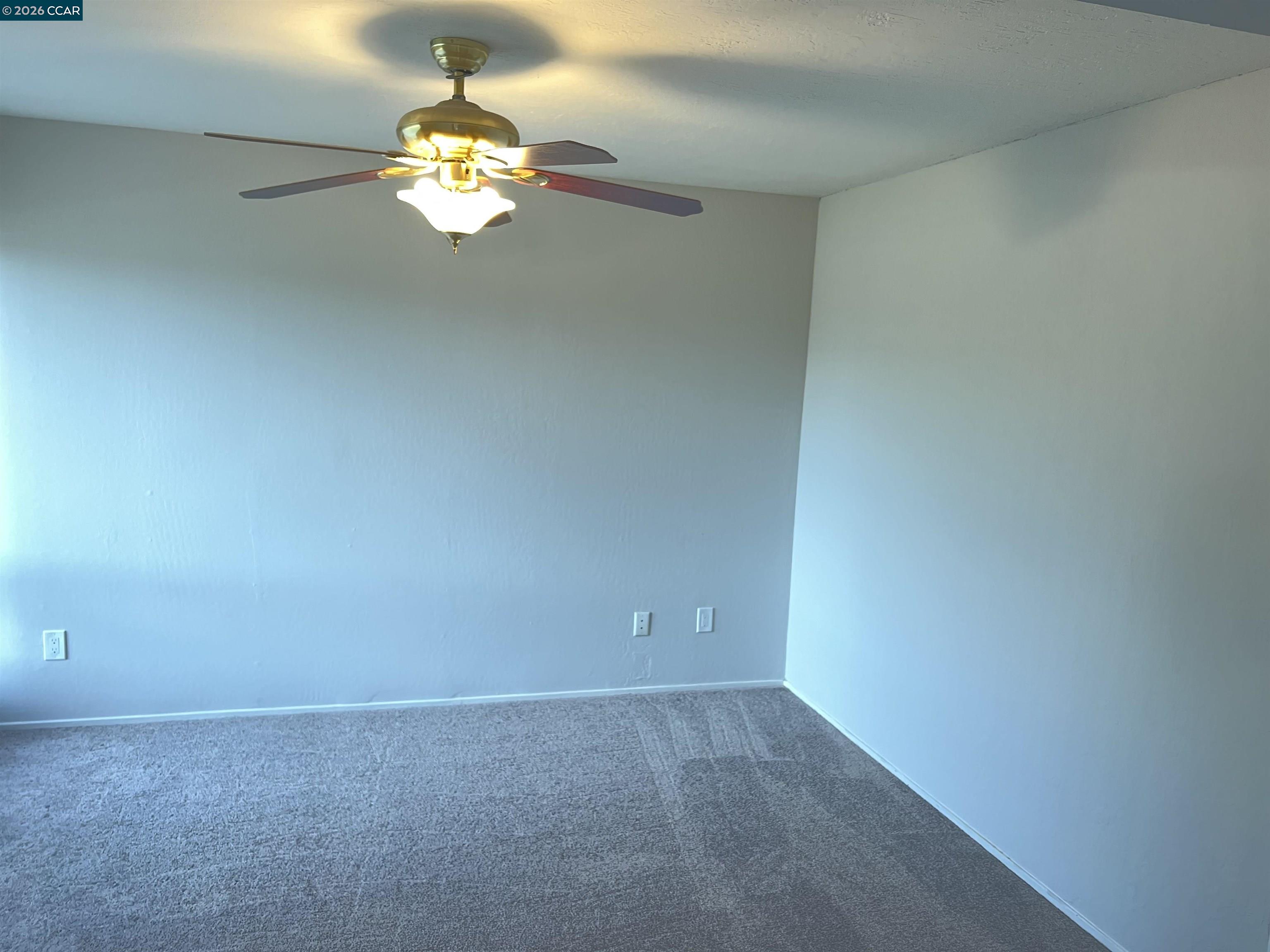 Detail Gallery Image 8 of 44 For 1091 Alamo Ct, Pittsburg,  CA 94565 - 3 Beds | 2 Baths