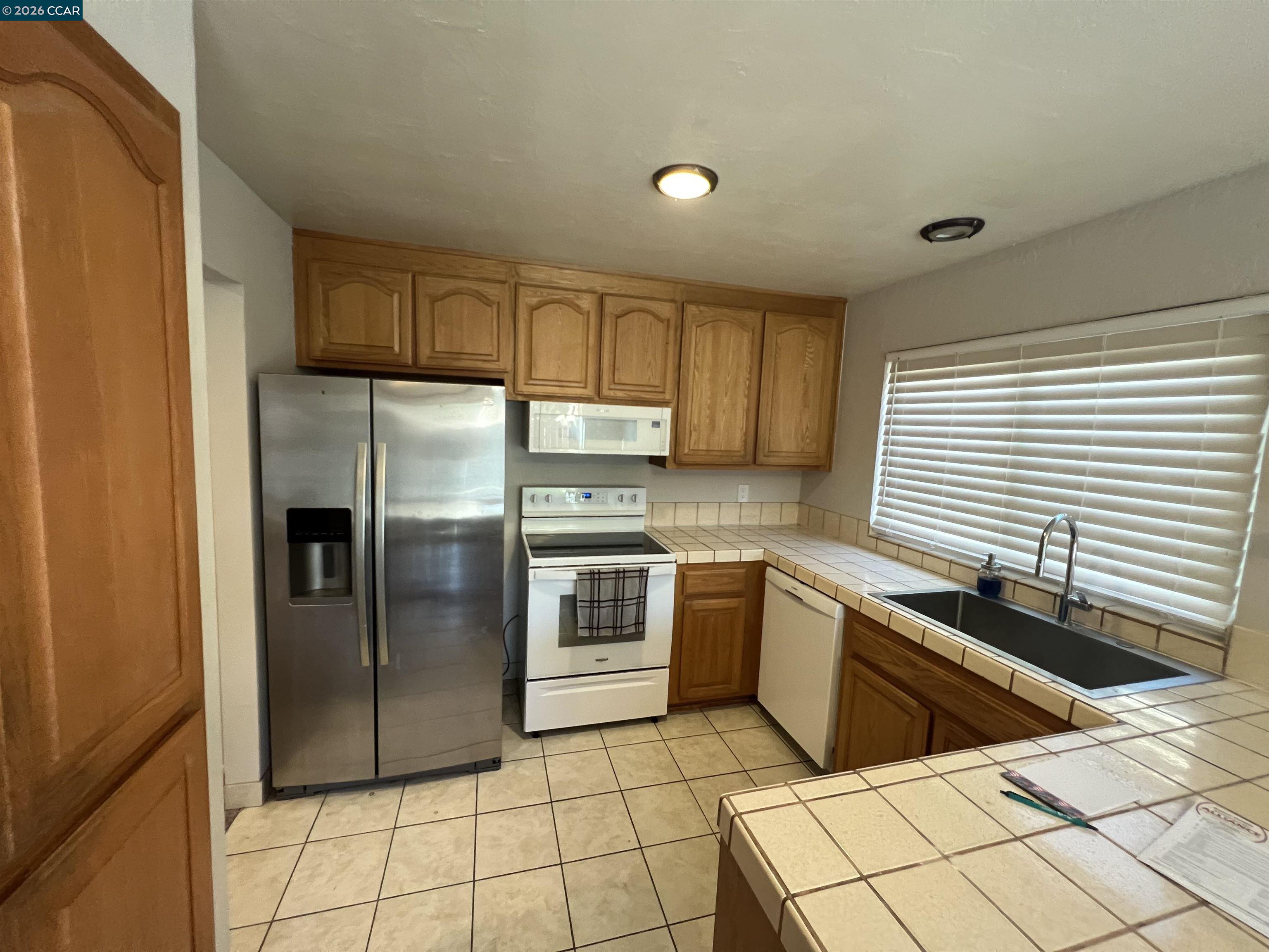 Detail Gallery Image 13 of 44 For 1091 Alamo Ct, Pittsburg,  CA 94565 - 3 Beds | 2 Baths