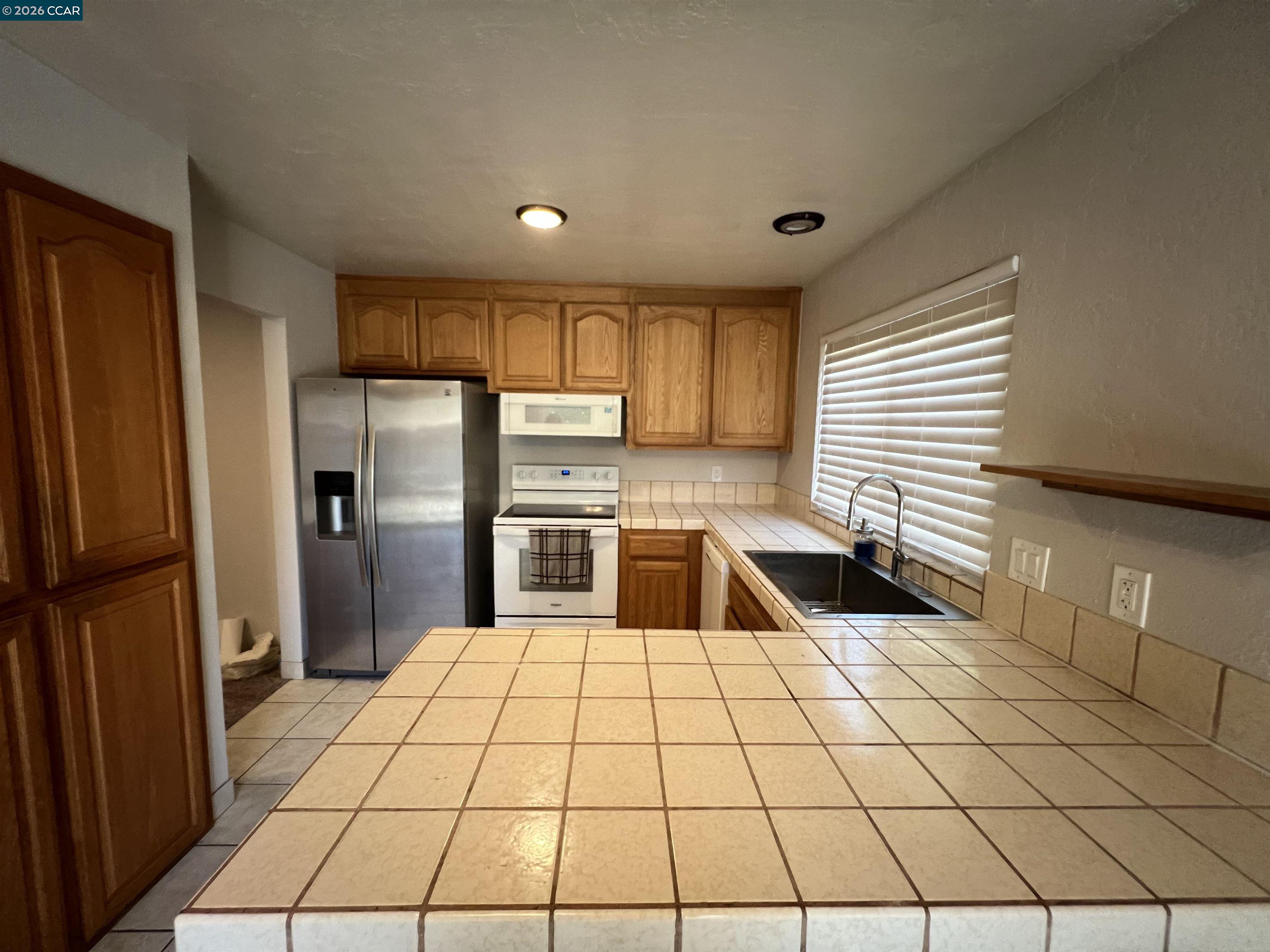 Detail Gallery Image 16 of 44 For 1091 Alamo Ct, Pittsburg,  CA 94565 - 3 Beds | 2 Baths