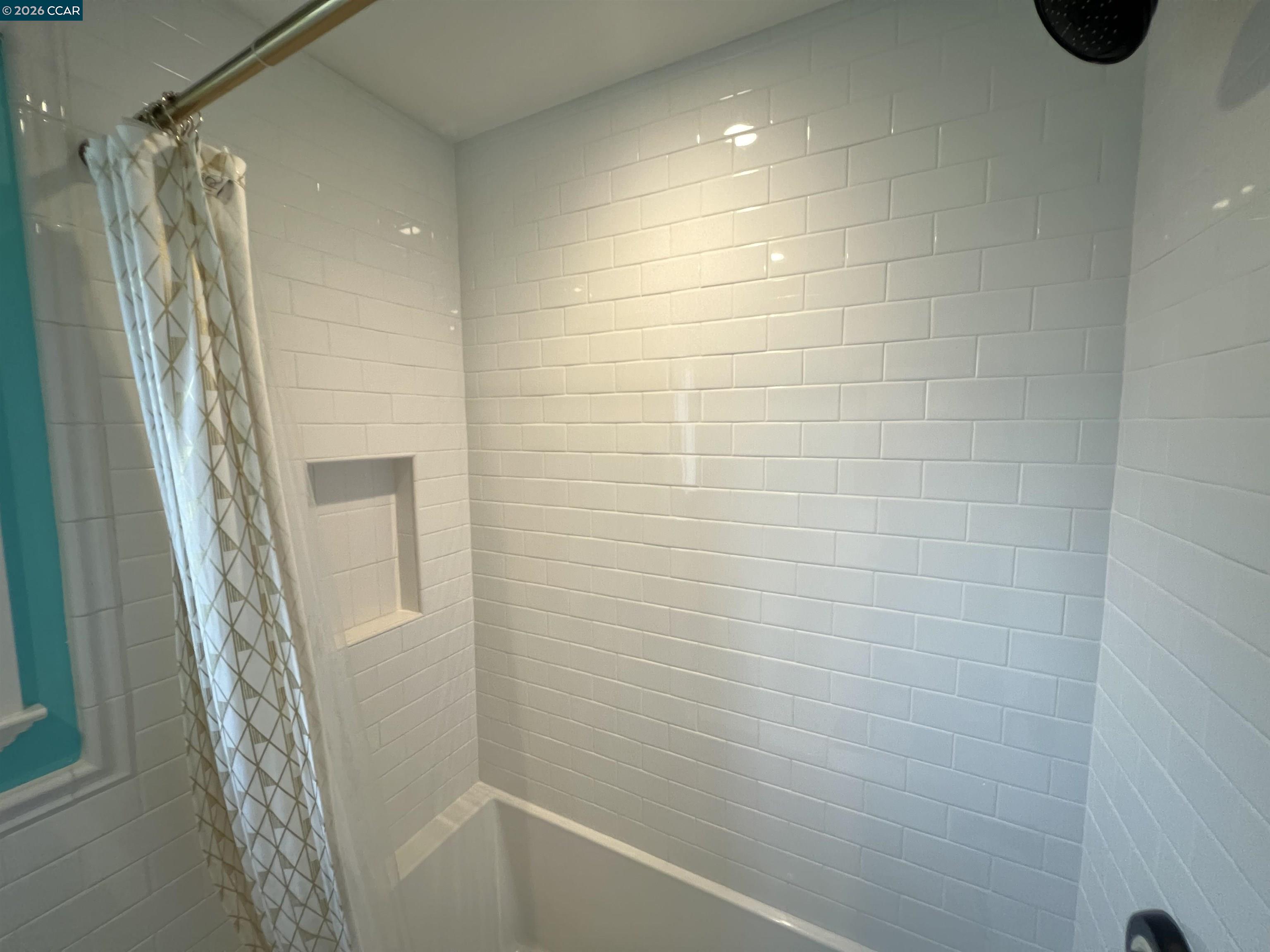 Detail Gallery Image 30 of 44 For 1091 Alamo Ct, Pittsburg,  CA 94565 - 3 Beds | 2 Baths