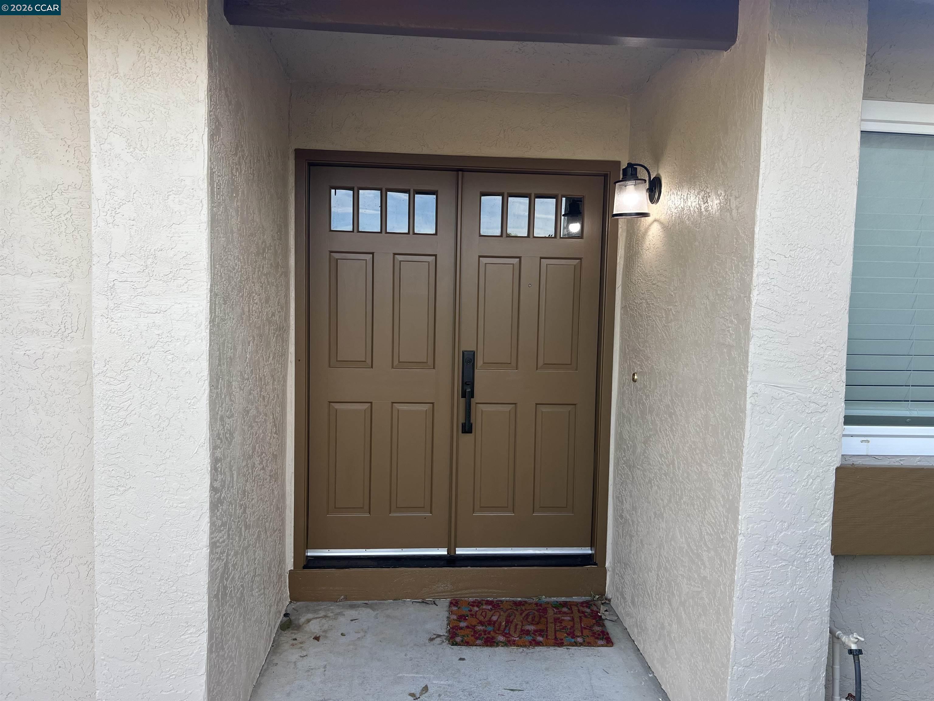 Detail Gallery Image 6 of 44 For 1091 Alamo Ct, Pittsburg,  CA 94565 - 3 Beds | 2 Baths