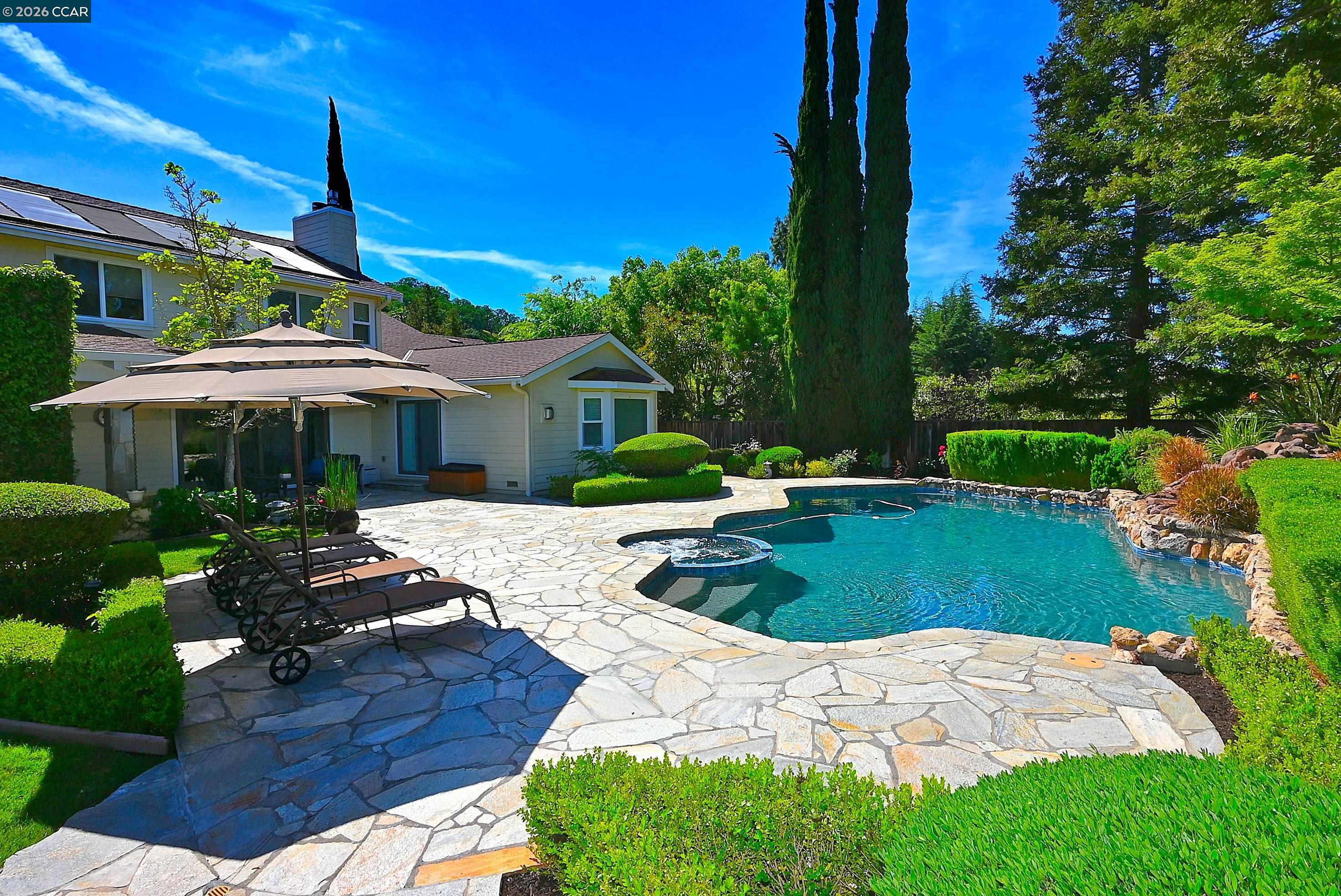 Detail Gallery Image 5 of 58 For 2648 Comistas Drive, Walnut Creek,  CA 94598 - 5 Beds | 3/1 Baths